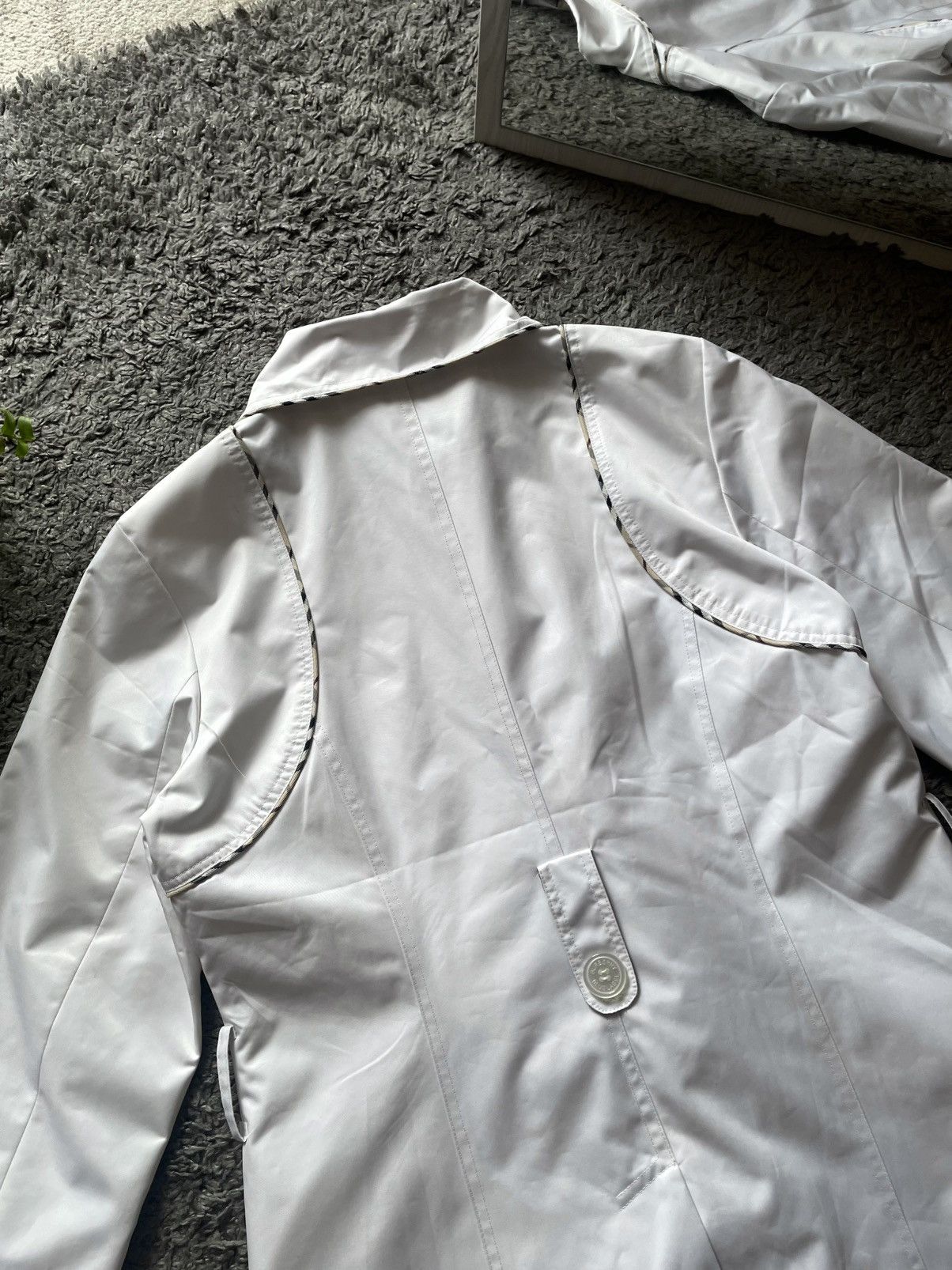 Burberry 00s Burberry Coat Streetwear Vintage Luxury Logo Rare Size L / US 10 / IT 46 - 12 Thumbnail