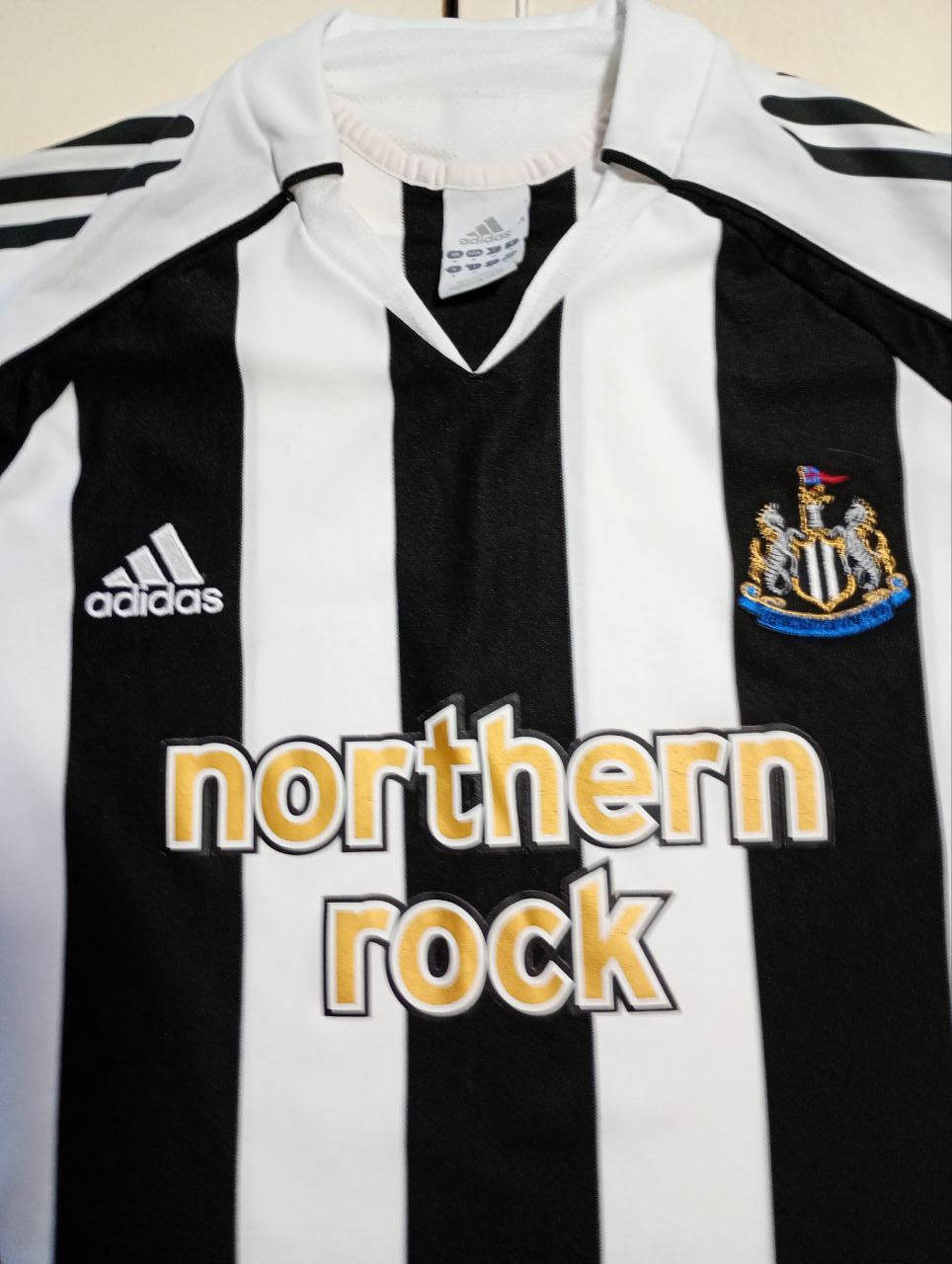 Adidas Newcastle United Adidas Home Jersey 2005-2006 Size US M / EU 48-50 / 2 - 3 Thumbnail