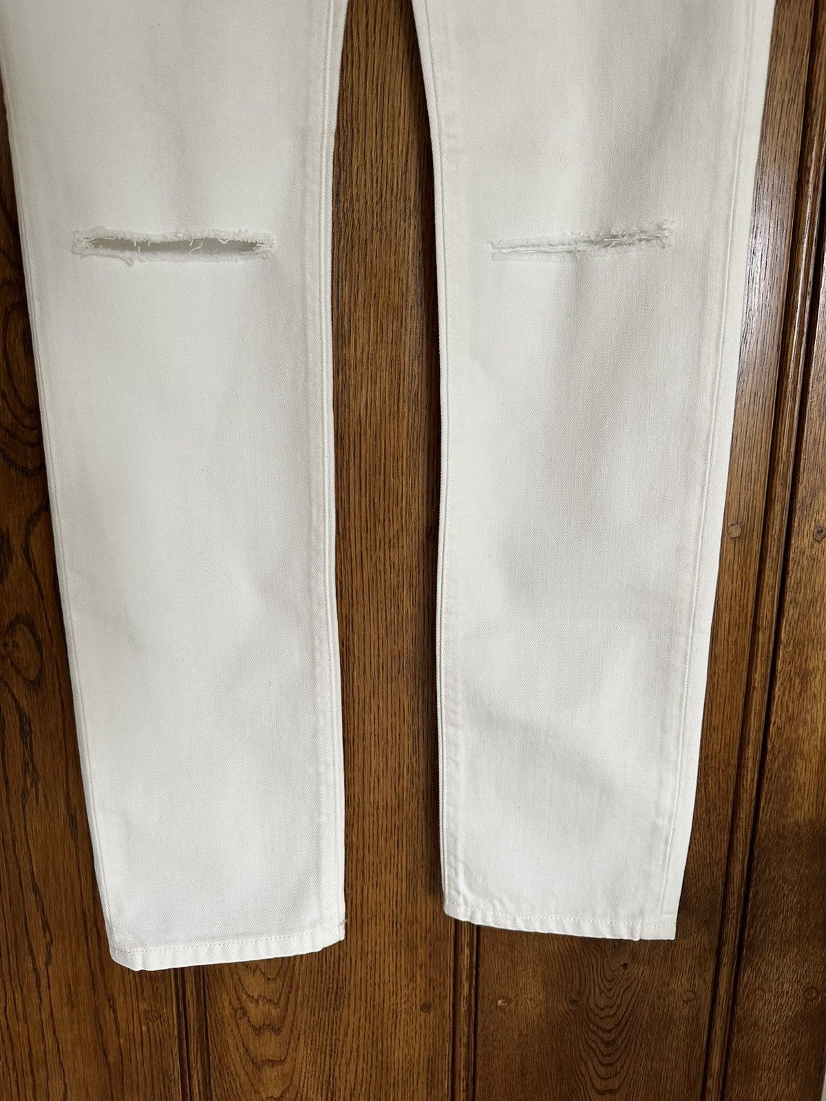 Saint Laurent Paris FW16 Saint Laurent knee slit ripped white jeans Hedi slimane Size US 32 / EU 48 - 13 Thumbnail