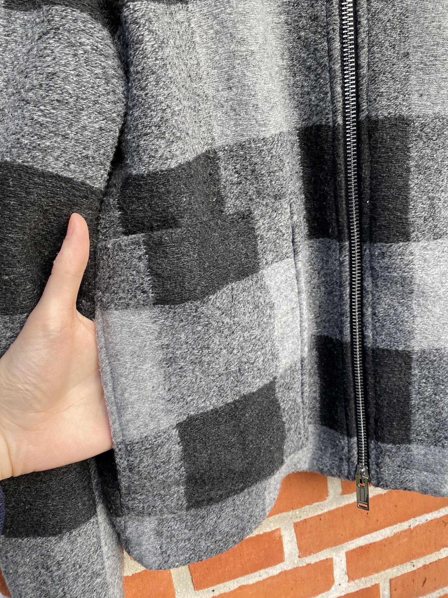 Acne Studios $810 - 50/L - Zip Boxy Jacket - Black/Grey Check Size US L / EU 52-54 / 3 - 8 Thumbnail