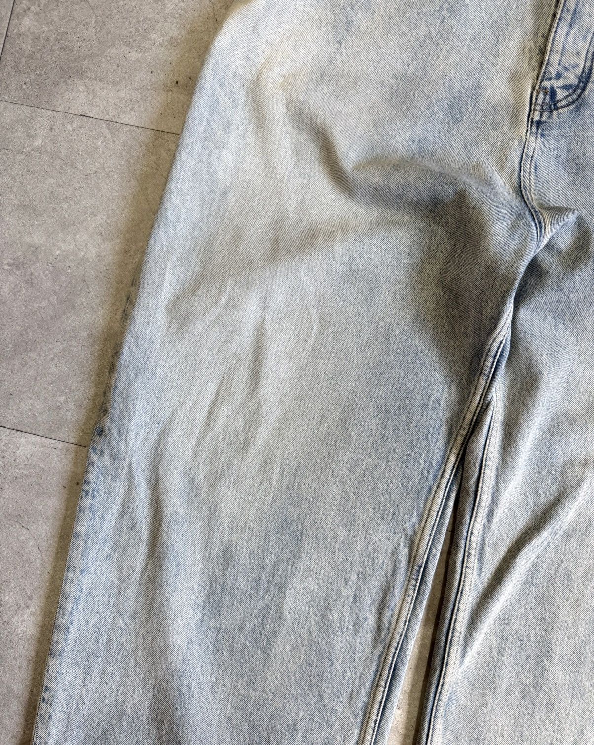 Balenciaga Balenciaga Sticker Denim Baggy Jeans Size US 38 / EU 54 - 2 Thumbnail