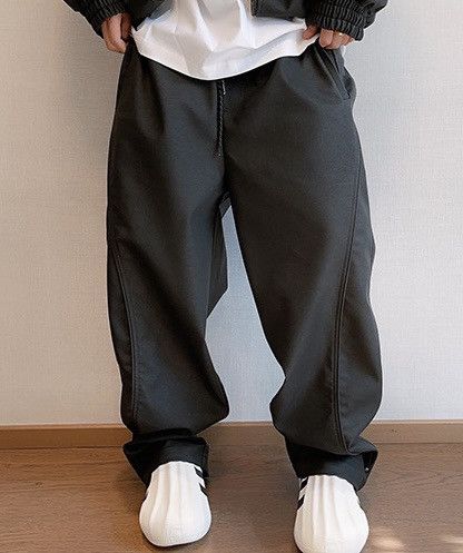 Japanese Brand × Vintage Avant garde fashion y2k faux leather baggy pants Size US 28 / EU 44 - 2 Thumbnail