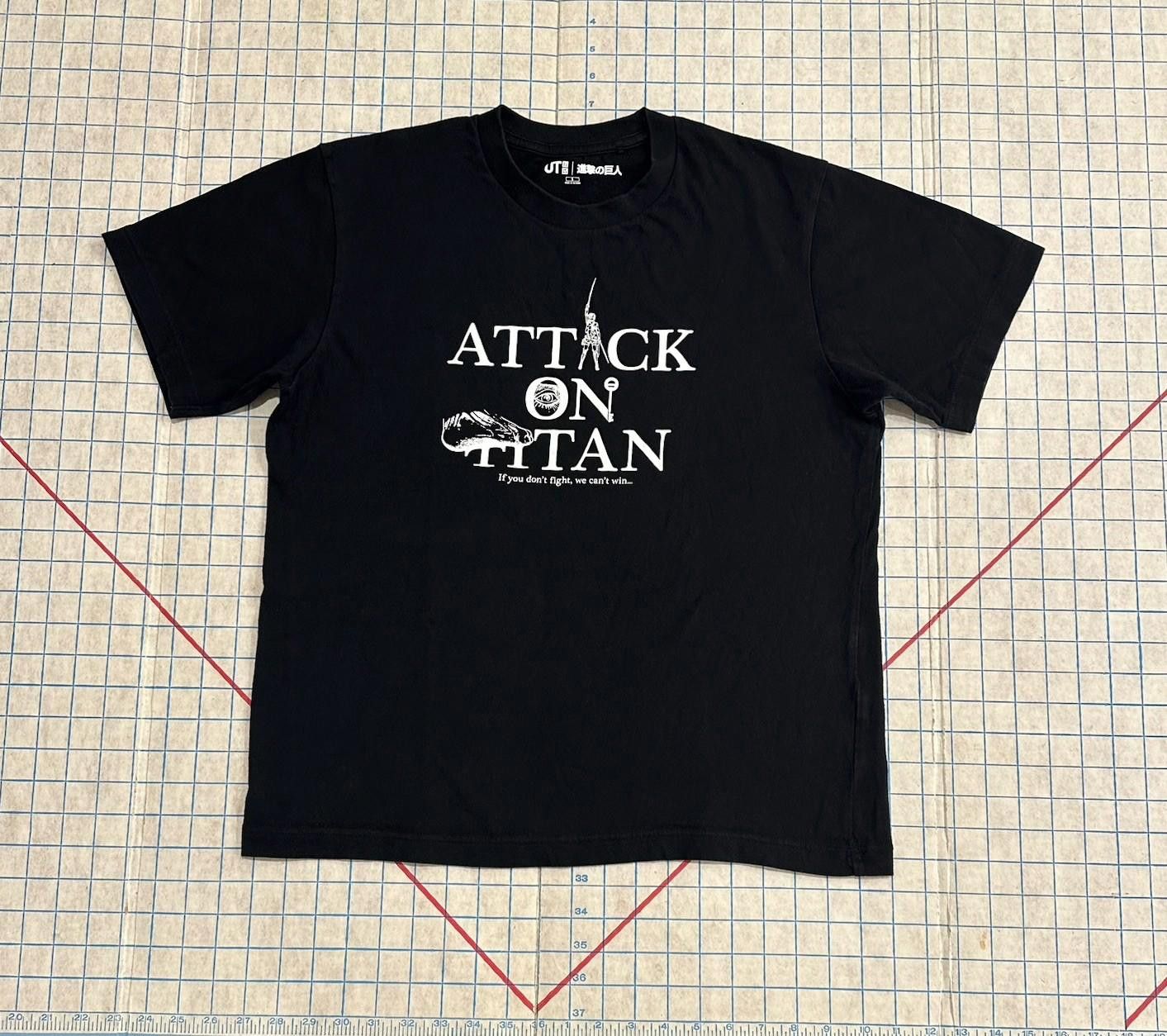 Uniqlo Uniqlo Japan Attack on Titan Shirt Black Small AOT Size US S / EU 44-46 / 1 - 1 Thumbnail