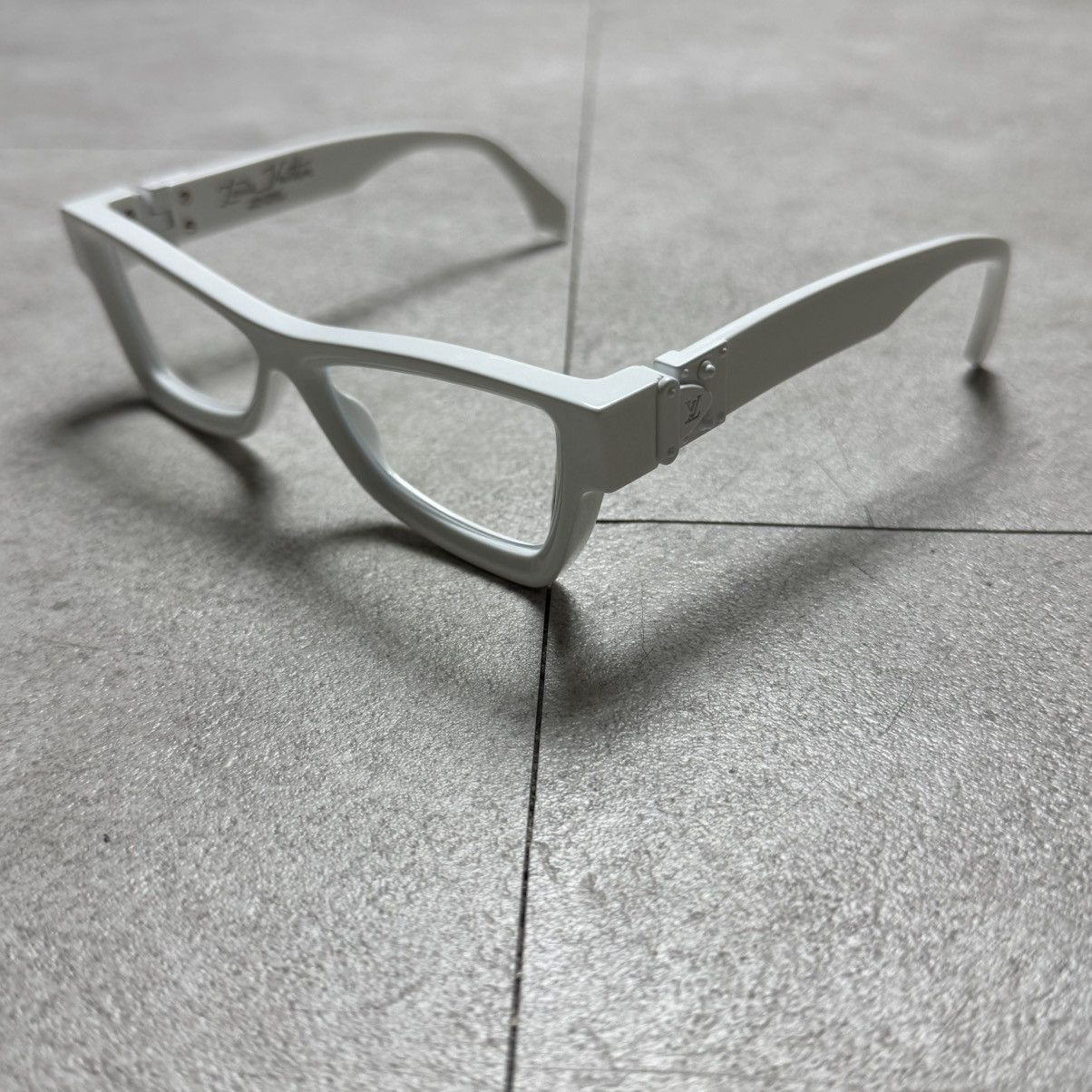 Louis Vuitton Louis Vuitton Skepticals Sunglasses Virgil Abloh Size ONE SIZE - 2 Thumbnail