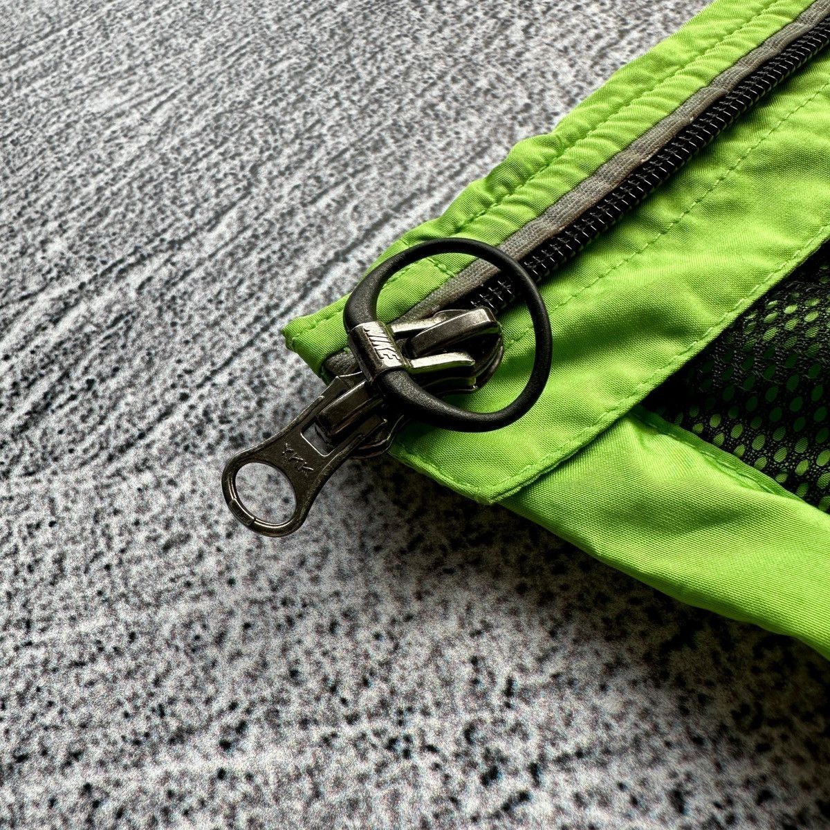 Other 🧨Vintage 90s Vest Nike Reflective Full Zip Green Size: S Size US S / EU 44-46 / 1 - 11 Thumbnail