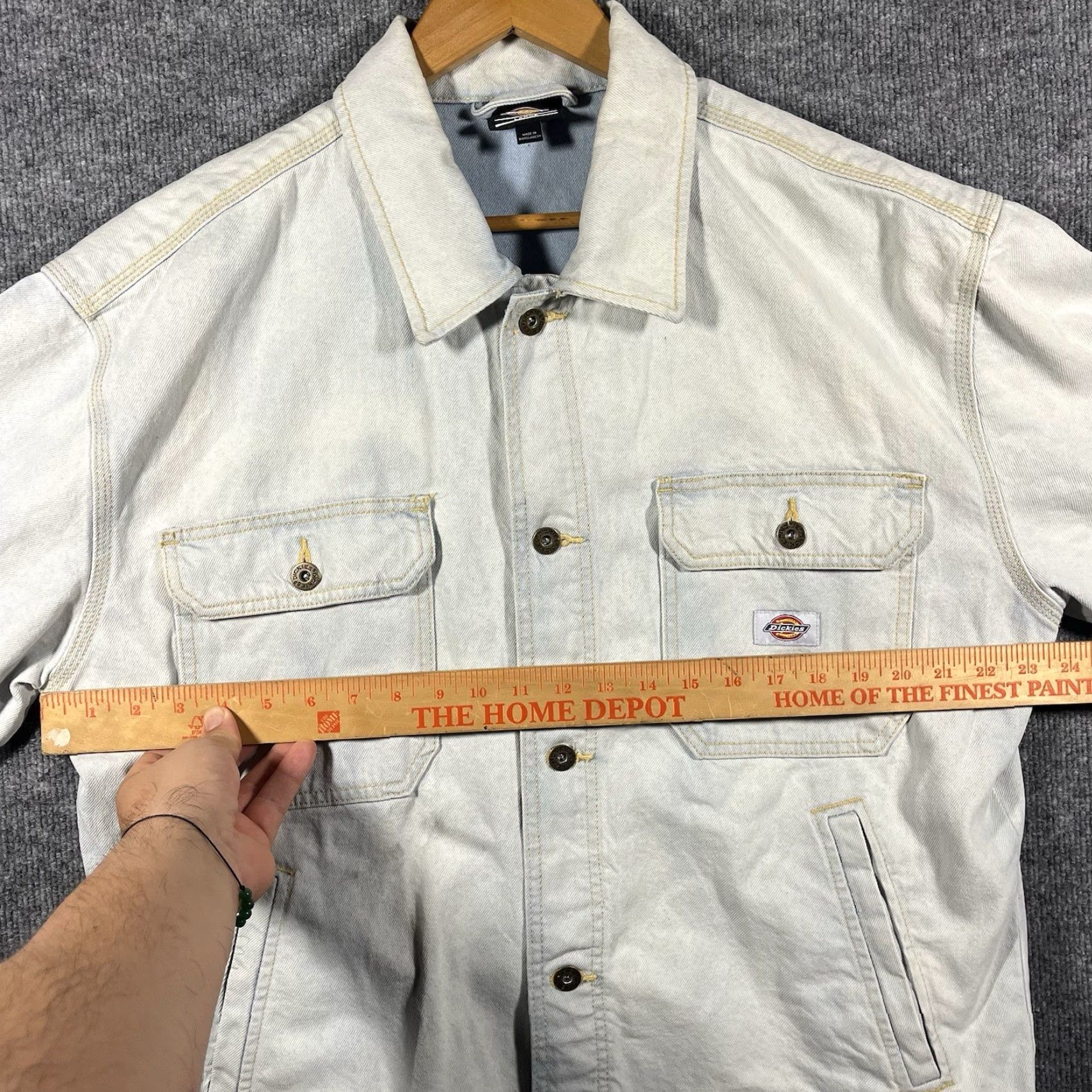 Dickies VINTAGE Dickies Denim Jean Chore Barn Coat Jacket Light Blue Large Men’s denim jacket 90s Vintage Workwear Mens Size US 33 - 4 Thumbnail