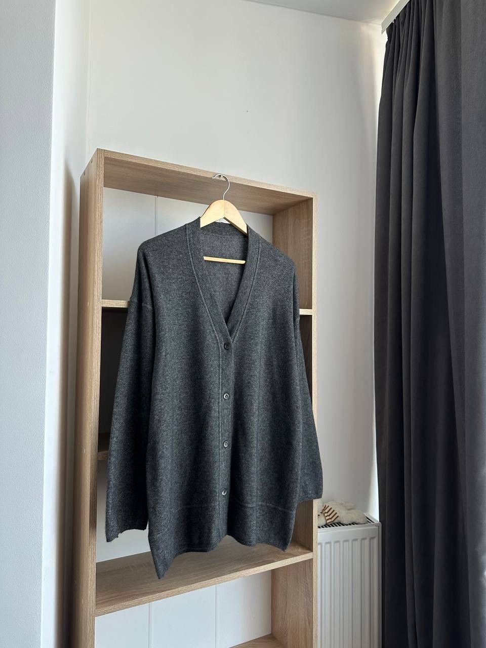 Brunello Cucinelli × Vintage Vintage Brunello Cucinelli Wool Cashmere Cardigan West Gray Size US L / EU 52-54 / 3 - 4 Thumbnail