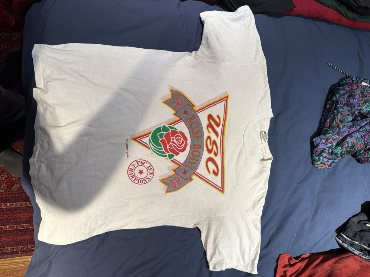 Nutmeg × Vintage VINTAGE USC ROSE BOWL GRAPHIC TEE Size US XL / EU 56 / 4 - 3 Thumbnail