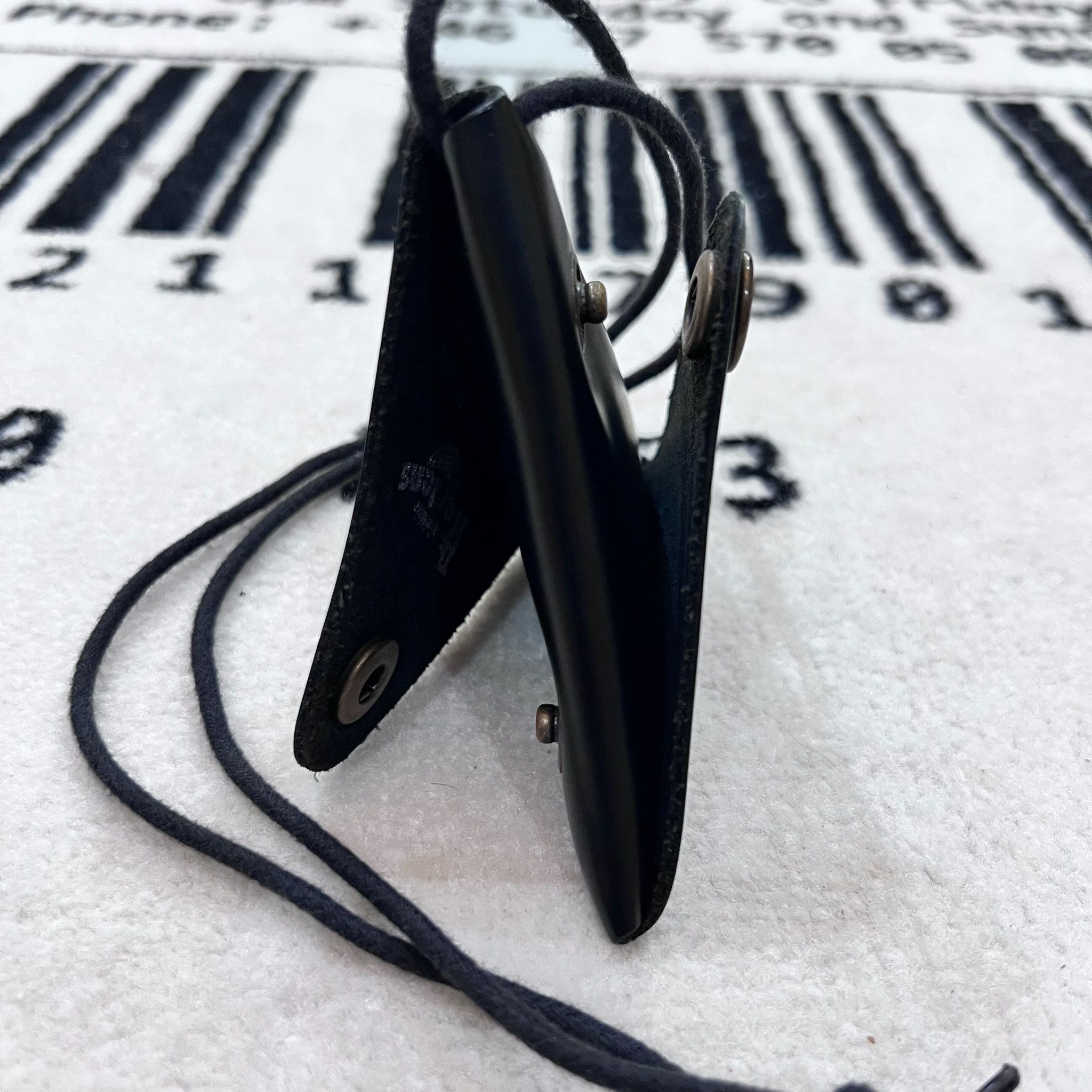 Dr. Martens Rare! Dr.Martens Triangular Leather Necklace Coin Pouch Size ONE SIZE - 7 Thumbnail