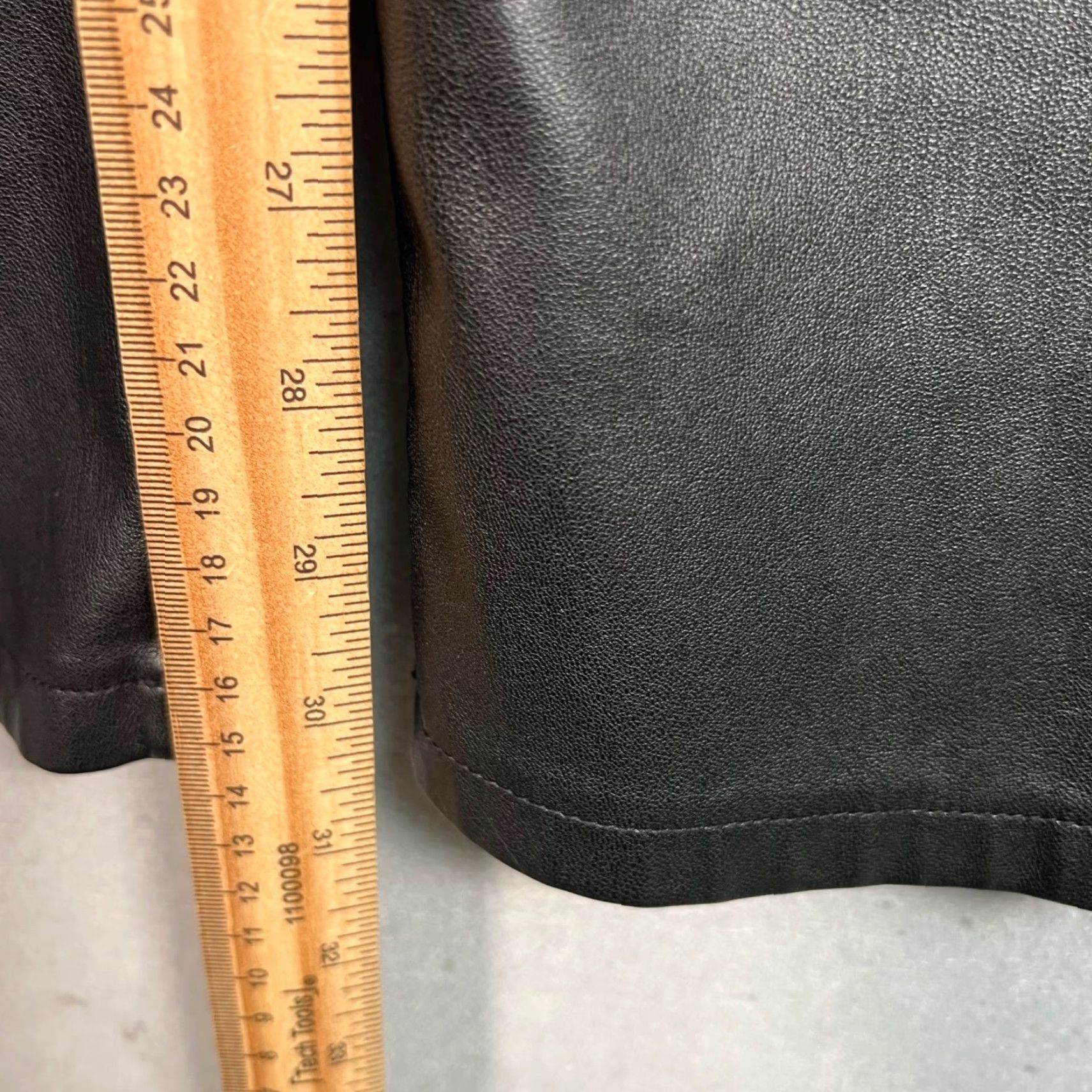 Zara Zara Black Faux Leather High-Waisted Straight Leg Pants Womens Size 2 Pants Size 26" / US 2 / IT 38 - 7 Thumbnail