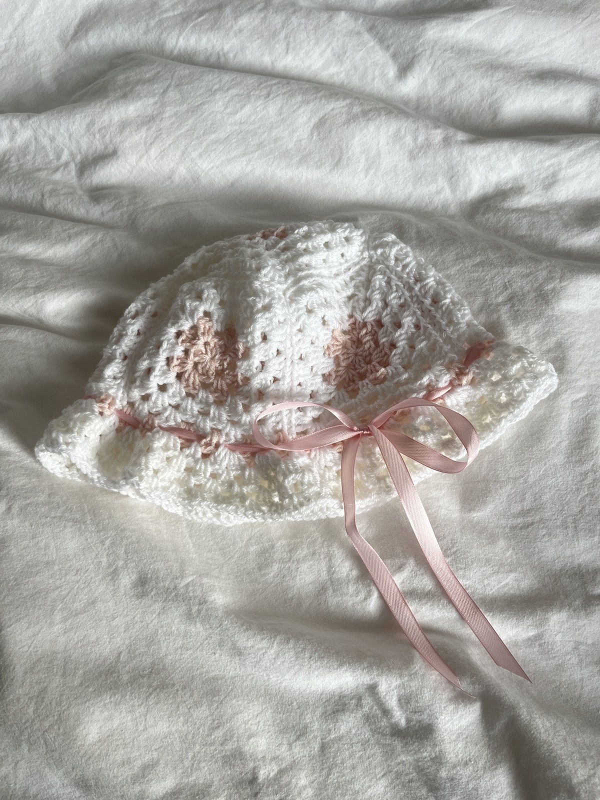 Handmade Soft Romantic Crochet Bonnet / bucket hat Size ONE SIZE - 5 Thumbnail