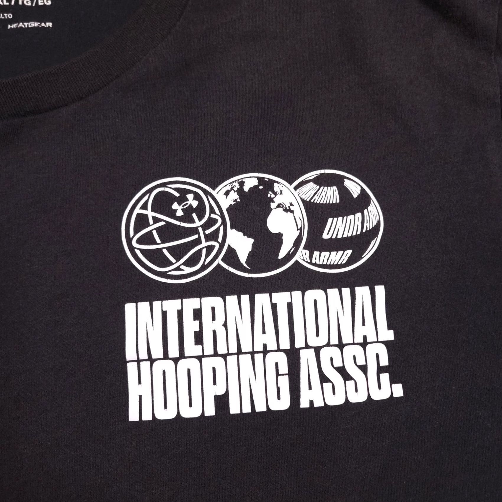 Under Armour Under Armour Shirt Mens XL Black International Hooping Assc Basketball Graphic T-Shirt Short Sleeve Crew Neck Sports Graphic Print Mens XL Black Size US XL / EU 56 / 4 - 4 Thumbnail