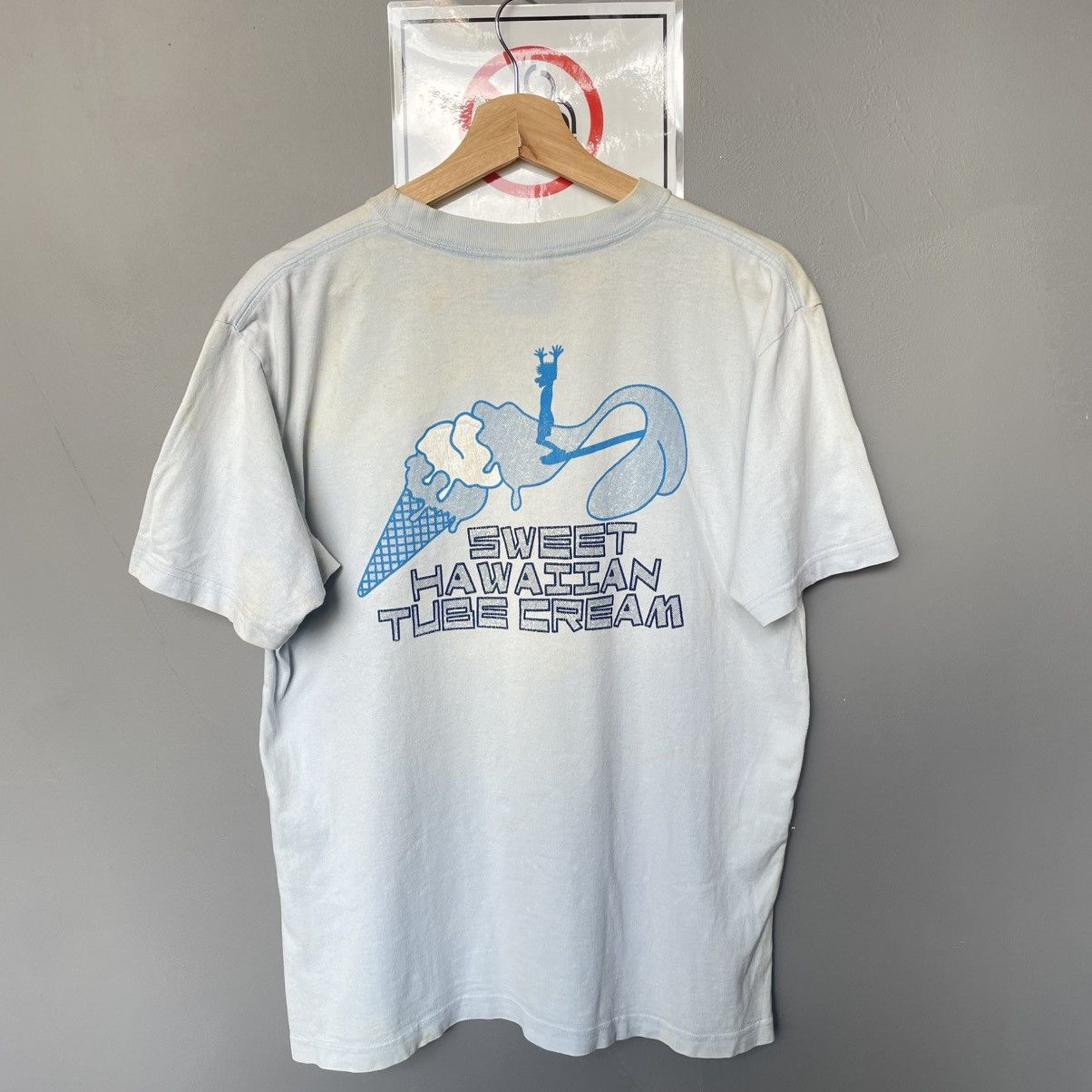 Vintage Vintage Thrashed Sweet Hawaiian Surfboards ERD GRUNGE TEE Size US L / EU 52-54 / 3 - 2 Thumbnail