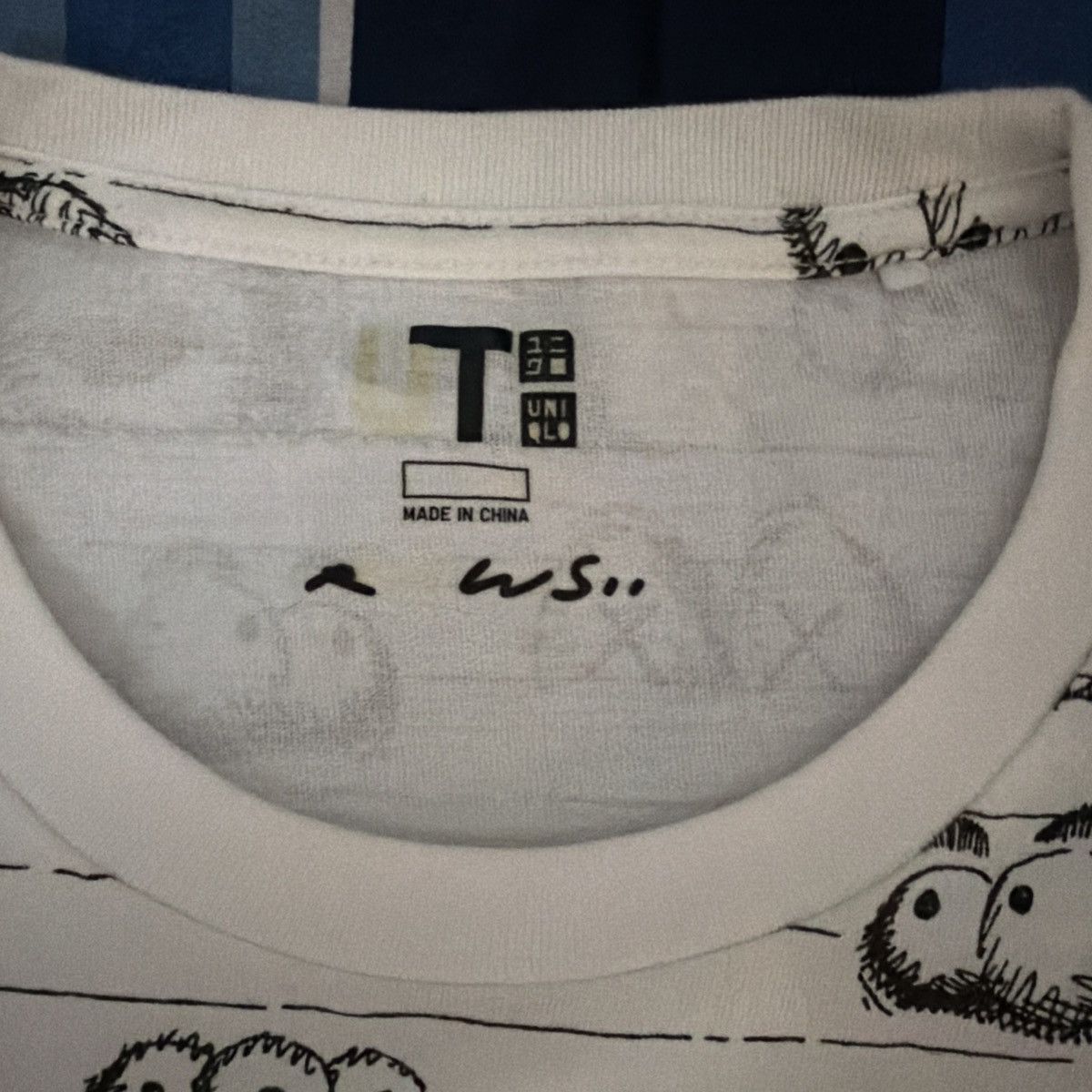 Uniqlo Uniqlo KAWS Mens Large White All Over Eyes Graphic Tee Size US L / EU 52-54 / 3 - 5 Thumbnail