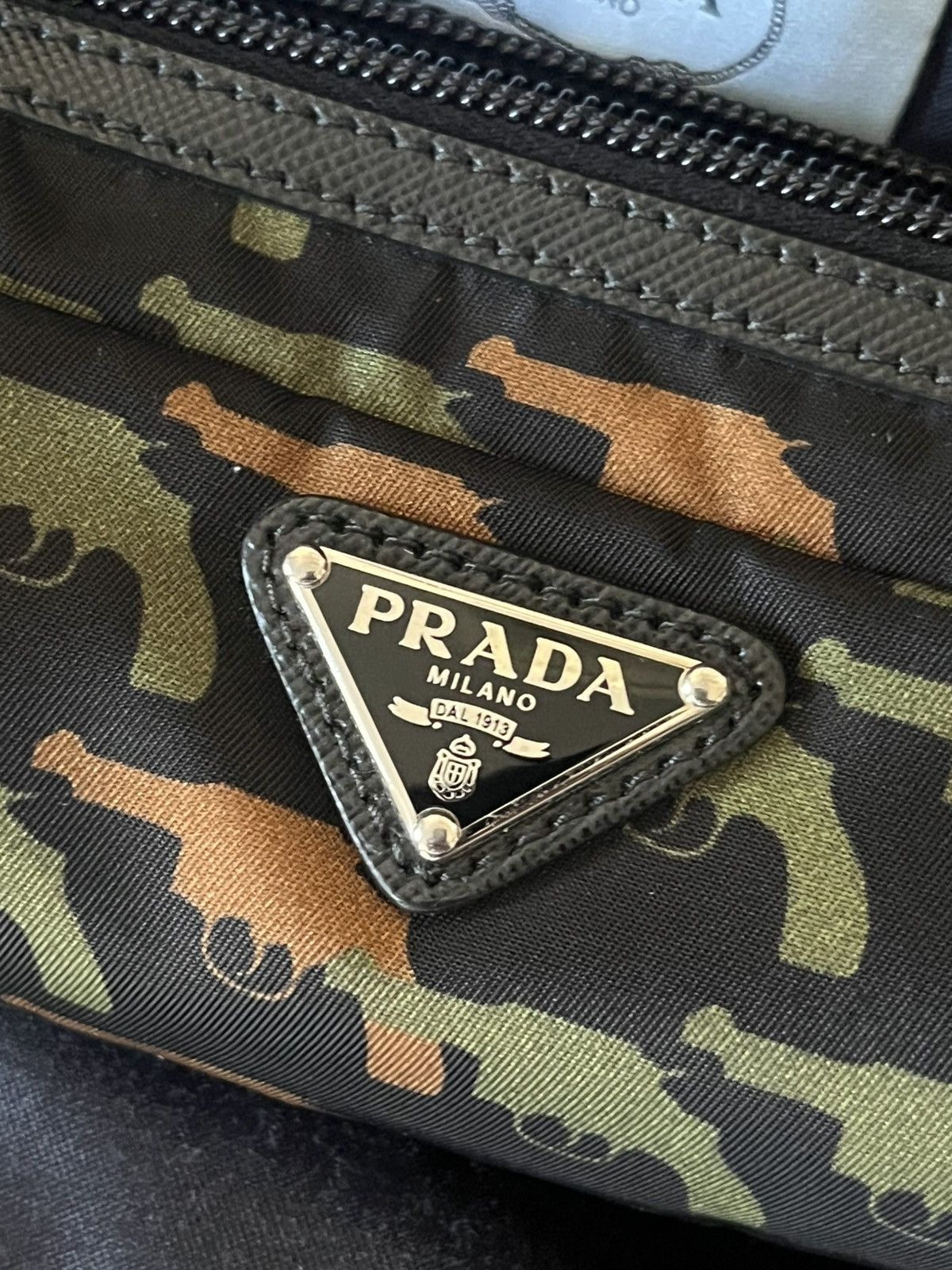 Prada Iconic Gun Print Zip Pouch Size ONE SIZE - 2 Thumbnail