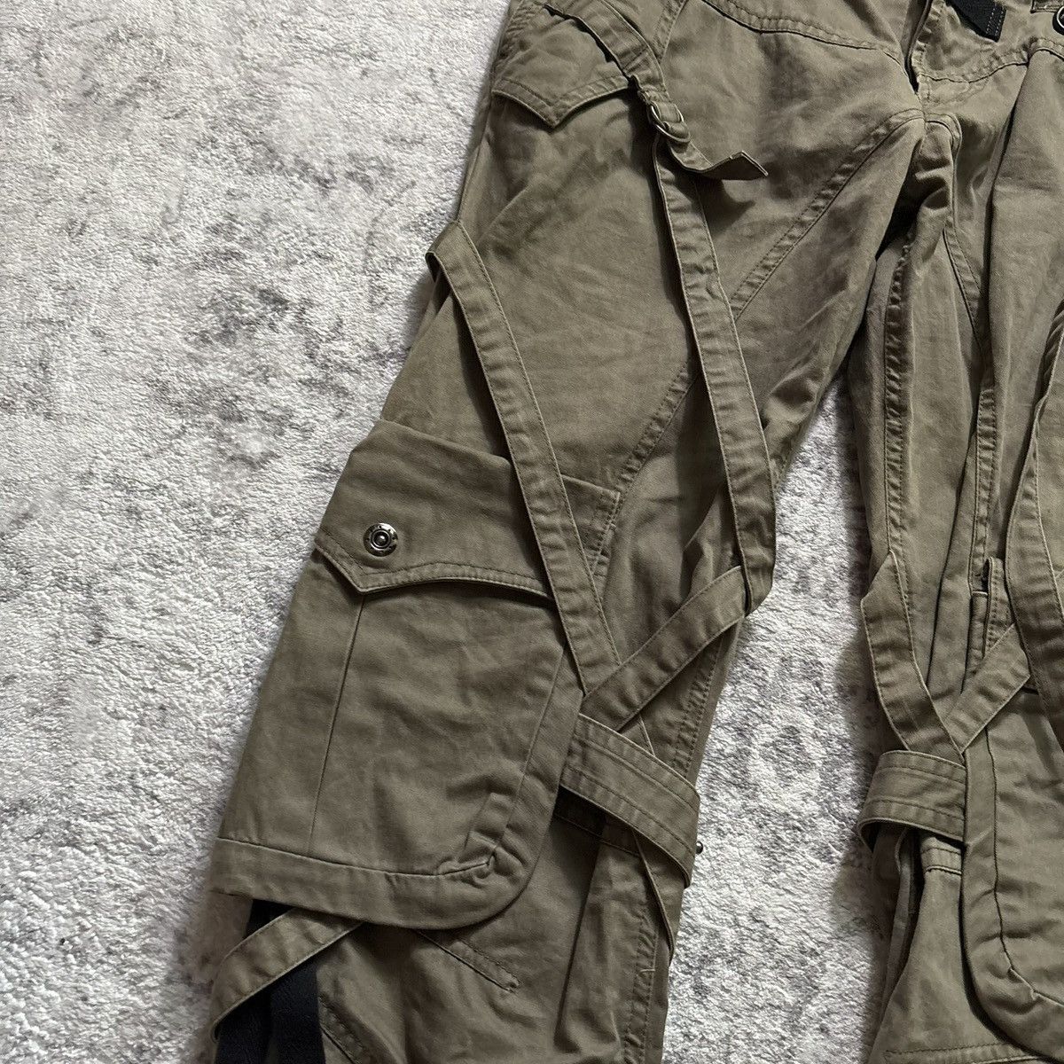Yasuyuki Ishii Yasuyuki Ishii Bondage Strap Cargo Pants | Size L Size US 34 / EU 50 - 2 Thumbnail