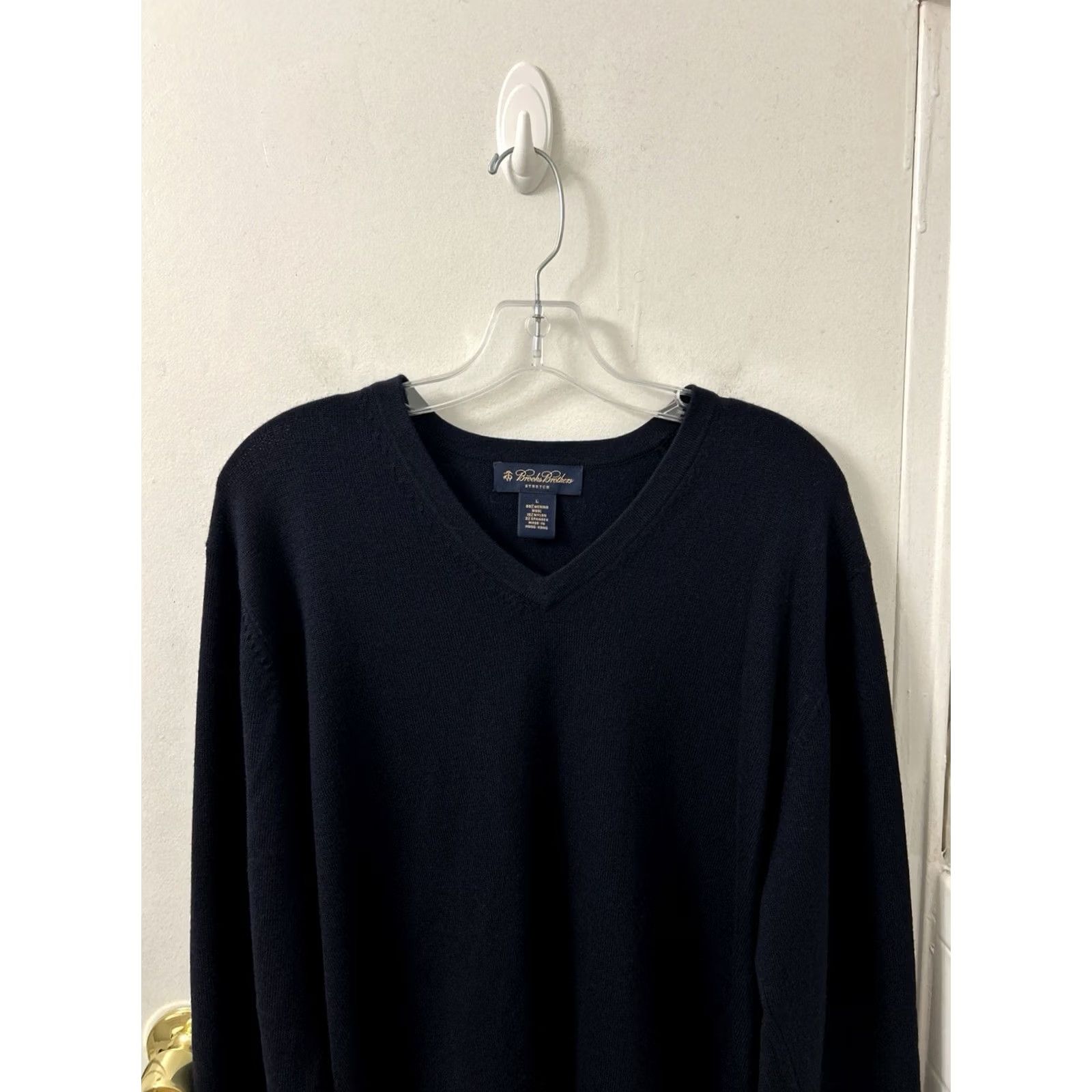 Brooks Brothers Brooks Brothers Sweater V-Neck Pullover Mens Large Navy Blue Merino Wool Stretch Pullover Size US L / EU 52-54 / 3 - 2 Thumbnail