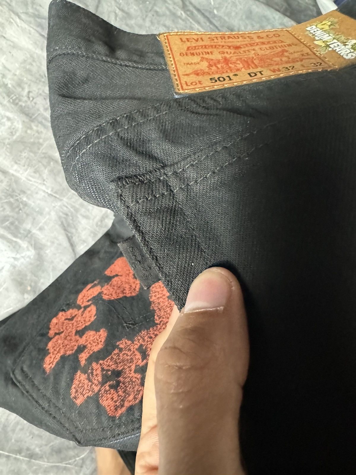 DENIM TEARS × Levi's Denim Tears Levis Red Clay Cotton Wreath Jeans Size US 32 / EU 48 - 13 Thumbnail