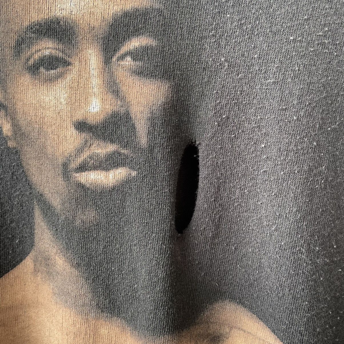 Rap Tees Vintage Y2K Tupac Shakur Tee Shirt Size US L / EU 52-54 / 3 - 7 Thumbnail