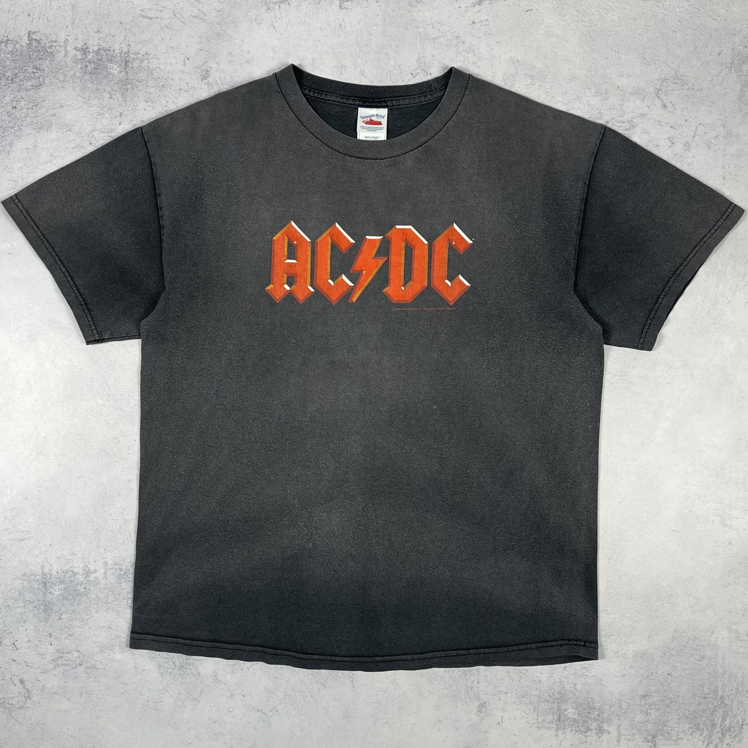 Band Tees Vintage AC/DC Rare Crazy Sunfaded Rock Band T Shirt 2003 Size US L / EU 52-54 / 3 - 2 Thumbnail