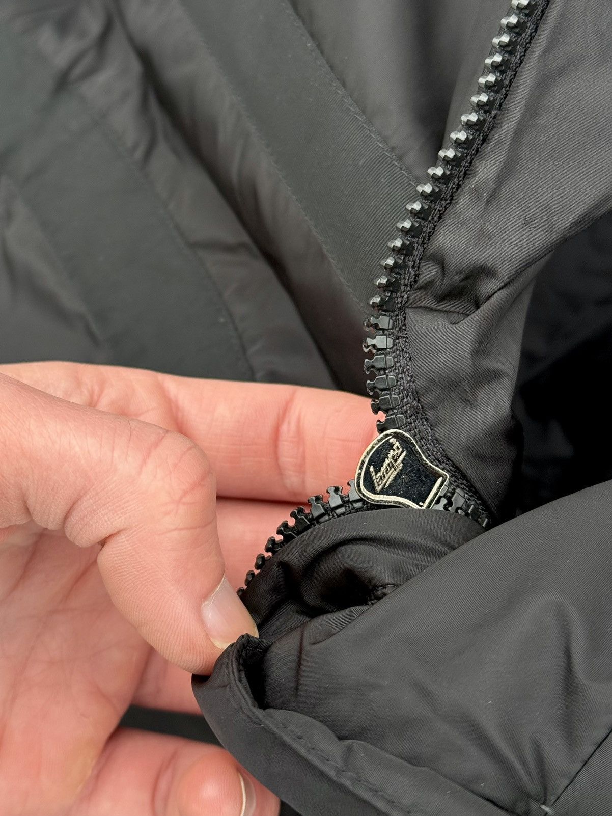 Moncler Vintage Moncler Women Long Puffer Down Black Jacket Size L / US 10 / IT 46 - 13 Thumbnail