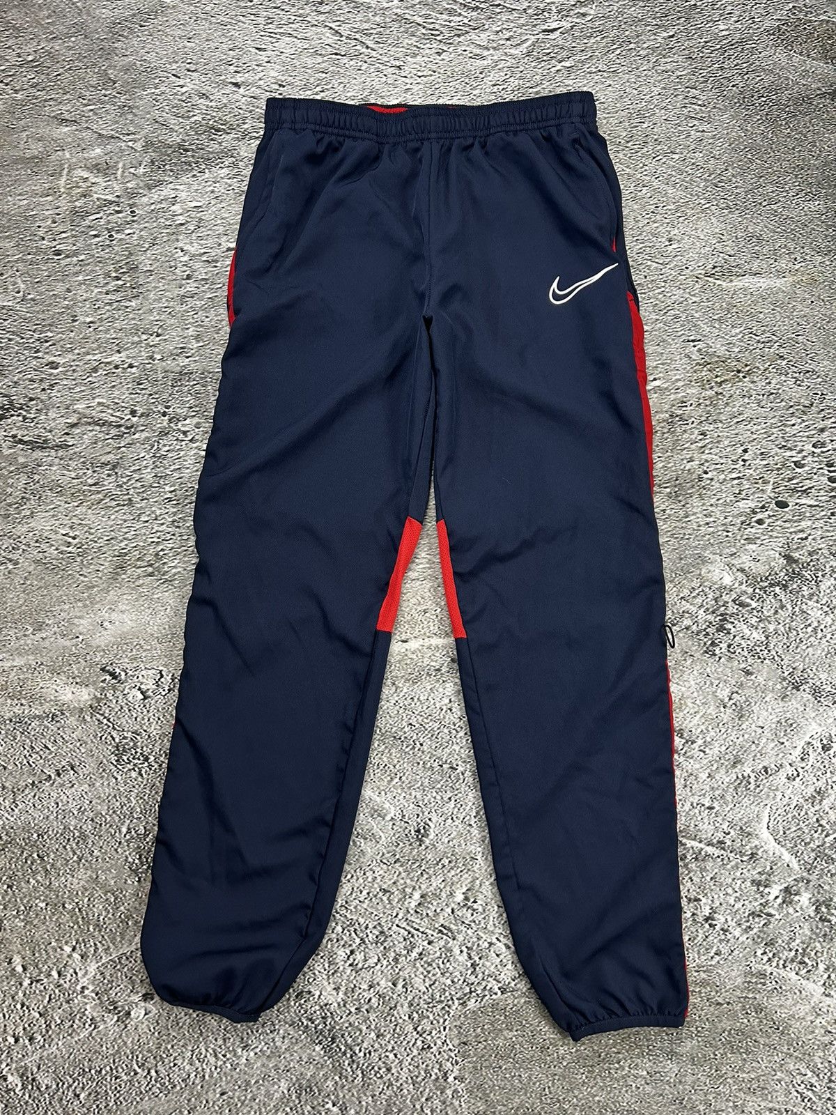 Nike Nike vintage navy red nylon track pants parachute drill Size US 28 / EU 44 - 1 Thumbnail