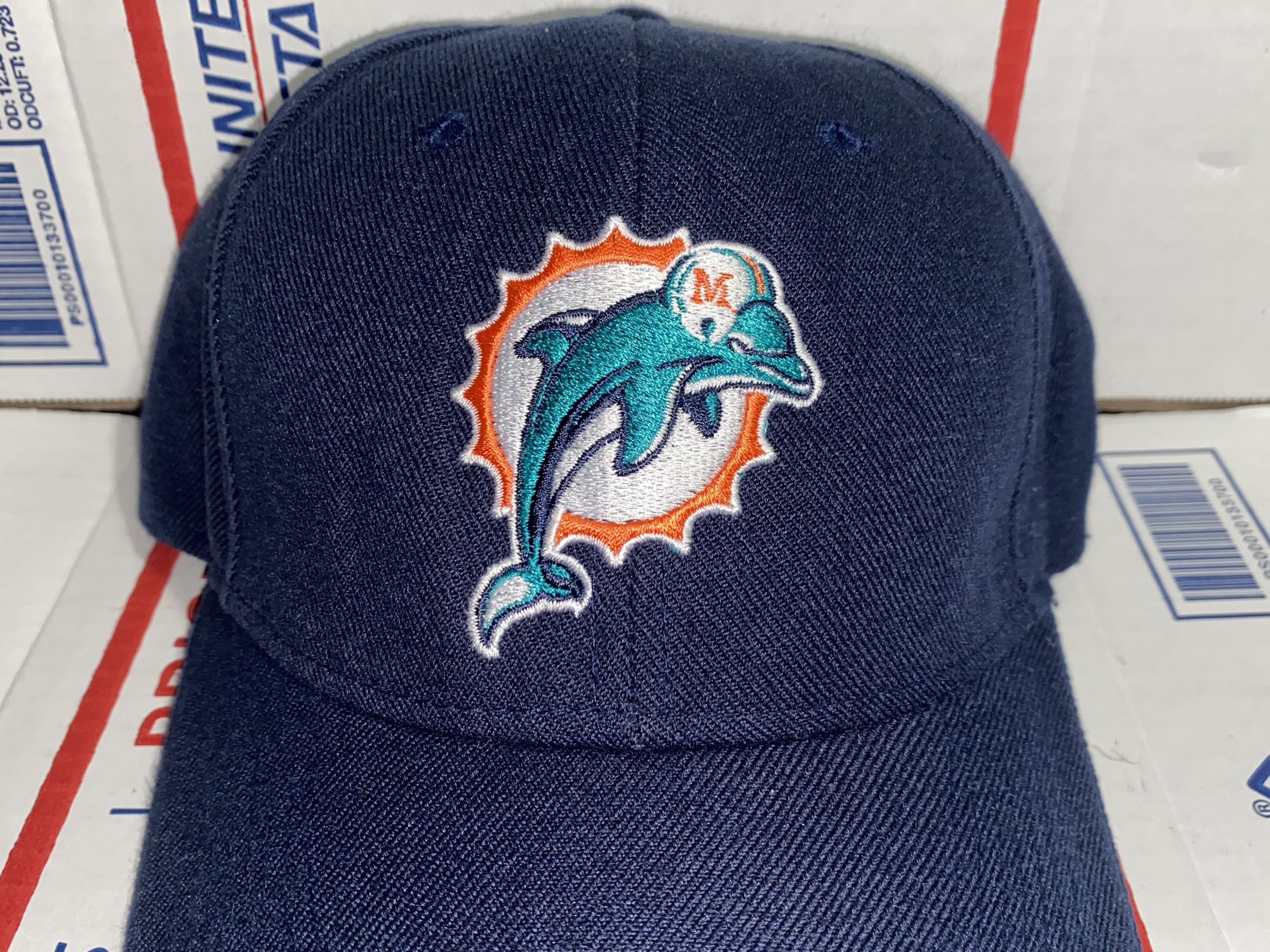 Twins Enterprise Inc. Miami Dolphins vintage Velcro Baseball Cap NFL Football Hat Size ONE SIZE - 2 Thumbnail