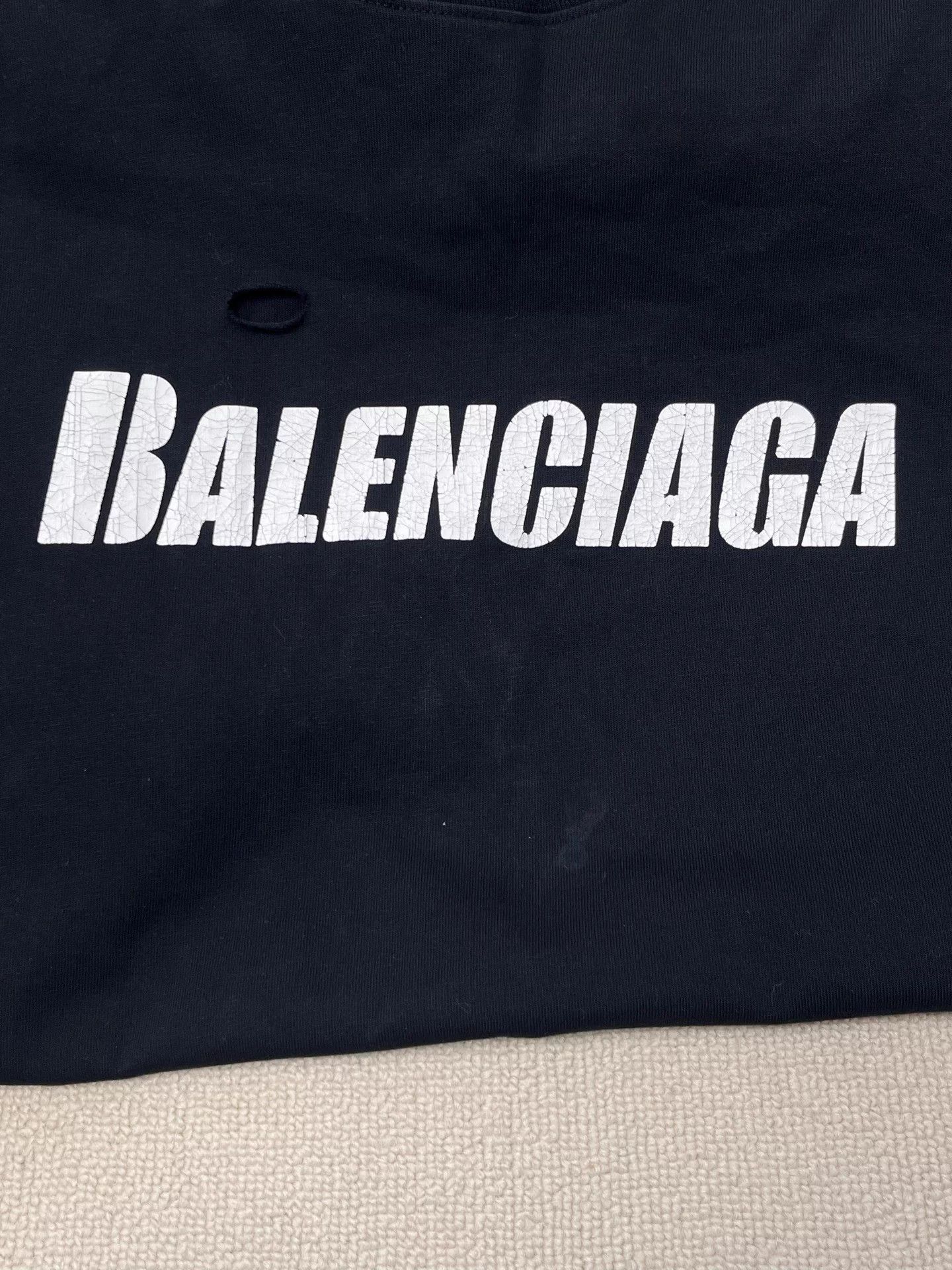 Balenciaga Balenciaga logo print distressed black men's XS Tee Size US XS / EU 42 / 0 - 3 Thumbnail