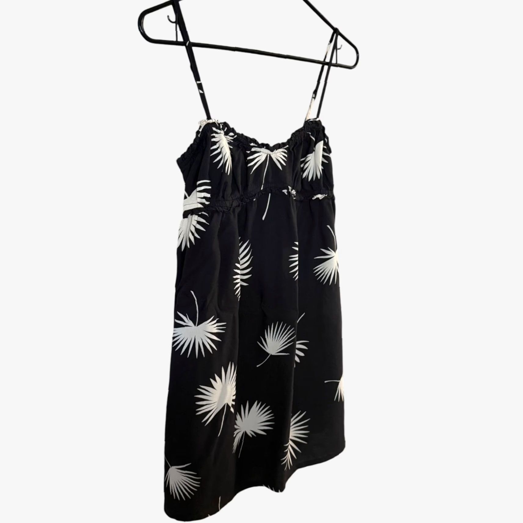 Volcom Volcom Palm Things Mini Cami Dress Black Smocked Sleeveless Women's Size S Size S / US 4 / IT 40 - 3 Thumbnail
