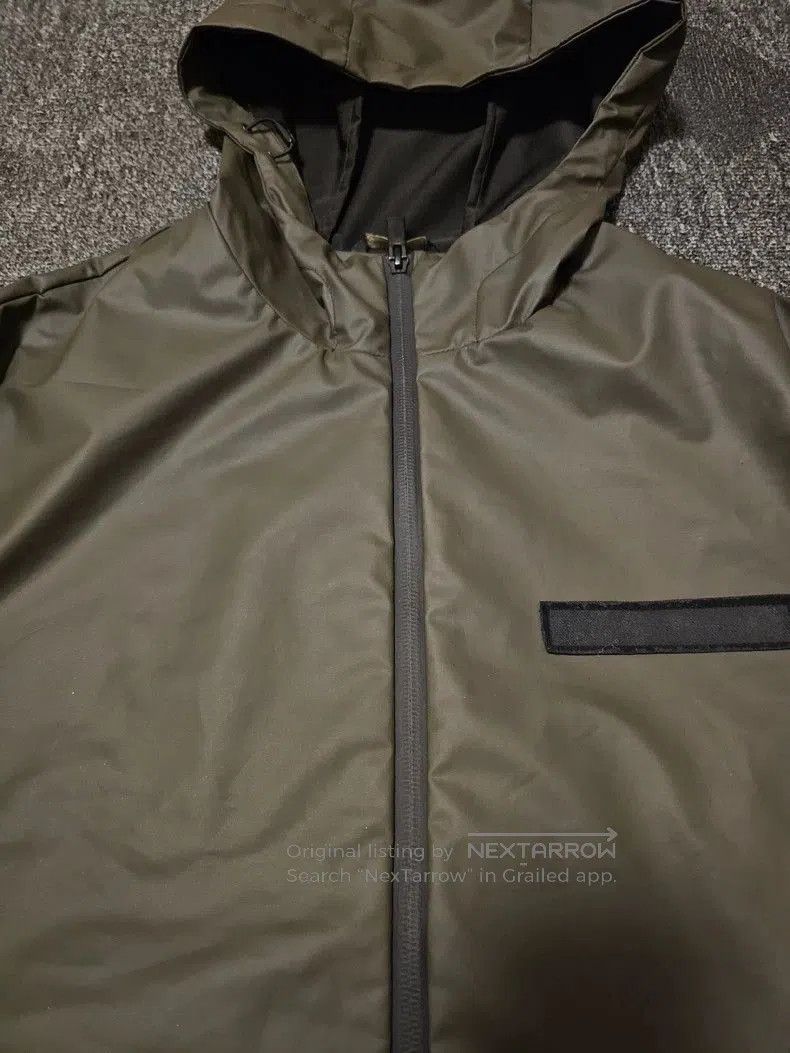 Fendi Fendi Hooded Rain Jacket. Size US L / EU 52-54 / 3 - 2 Thumbnail