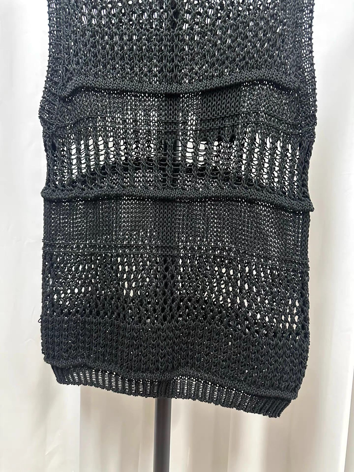 Number (N)ine Number (N)ine 05SS Cutout Vest K20 Size US M / EU 48-50 / 2 - 7 Thumbnail