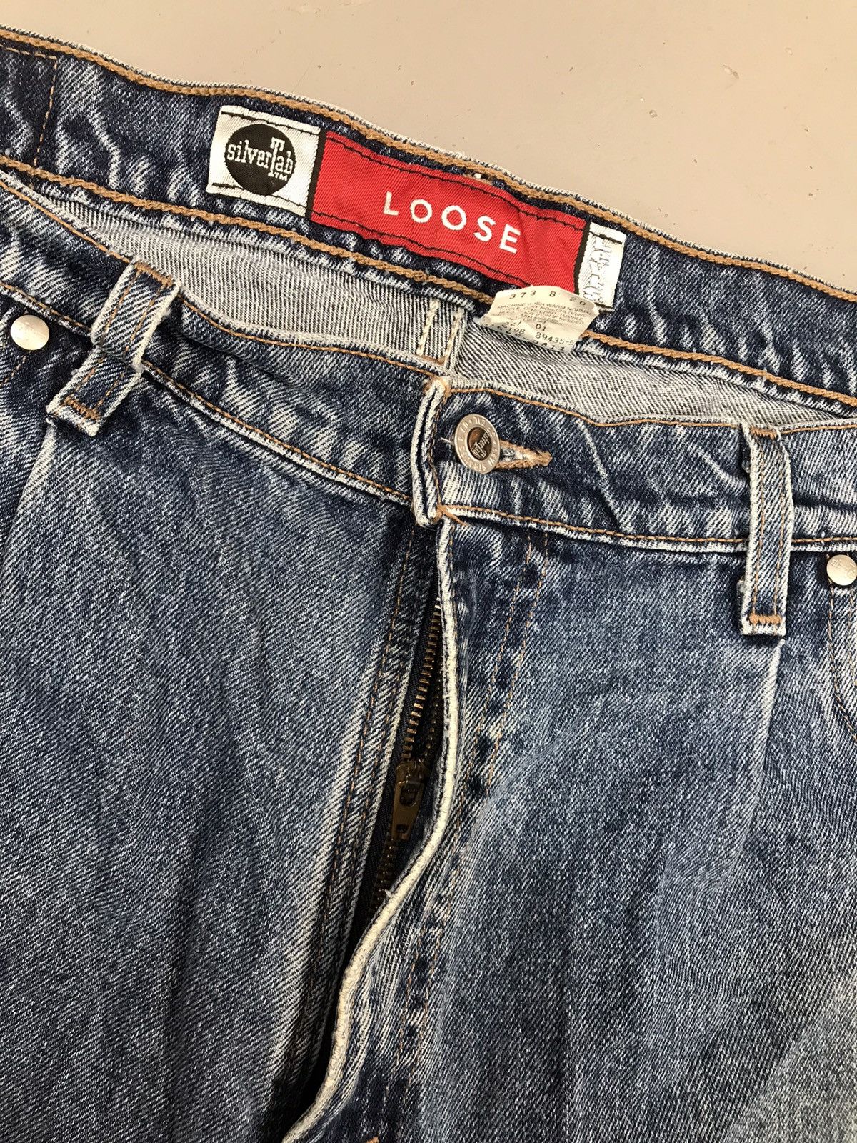 Levi's × Vintage Vintage Levi’s Strauss & co. silver tab denim jort Size US 38 / EU 54 - 4 Thumbnail