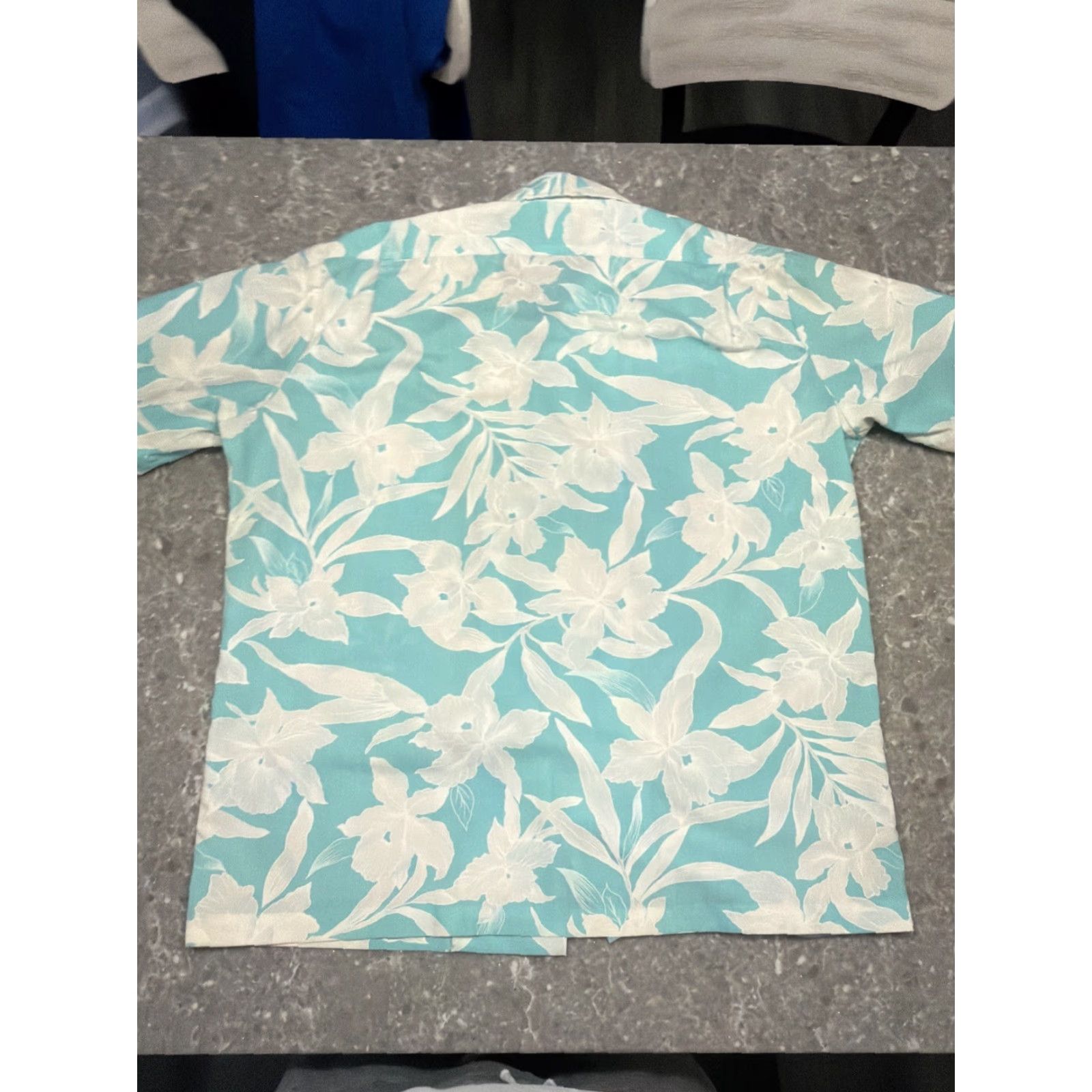 Hilo Hattie VTG Hilo Hattie Shirt Mens XL Blue Hibiscus Floral Tribal Hawaiian Aloha Resort Shirt Size US XL / EU 56 / 4 - 6 Thumbnail