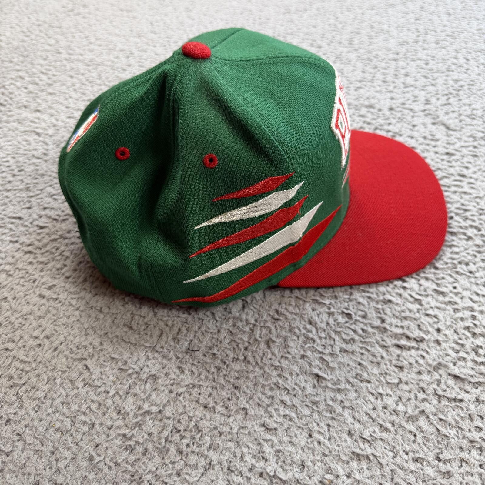Mitchell & Ness Milwaukee Bucks Mitchell & Ness Hardwood Snapback Hat Cap Size ONE SIZE - 5 Thumbnail
