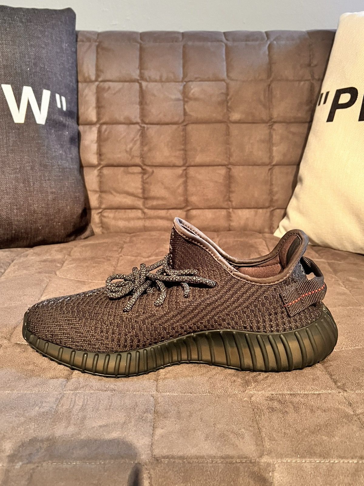 Adidas × Kanye West YEEZY BOOST 350 V2 'BLACK NON-REFLECTIVE' Size US 9 / EU 42 - 3 Thumbnail