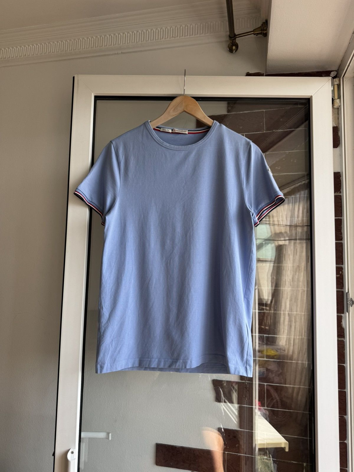 Moncler Moncler Blue luxury Tee Size US M / EU 48-50 / 2 - 4 Thumbnail