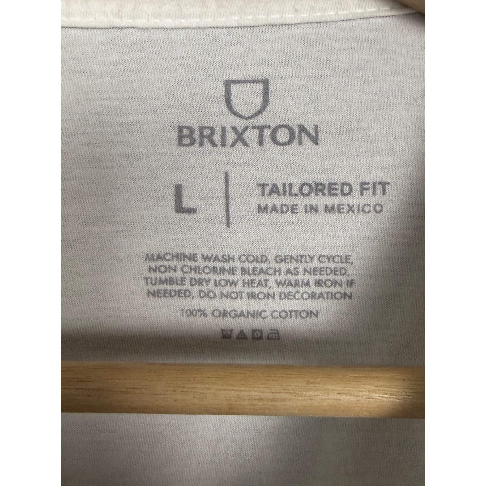 Brixton Brixton Shield Logo White Tailored Fit T-Shirt Men's Large Size US L / EU 52-54 / 3 - 5 Thumbnail