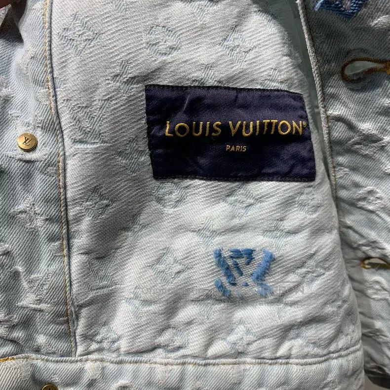 Louis Vuitton Louis Vuitton Tyler 24 New JJ Lin Same Style Full Print Em Size US XXL / EU 58 / 5 - 2 Thumbnail