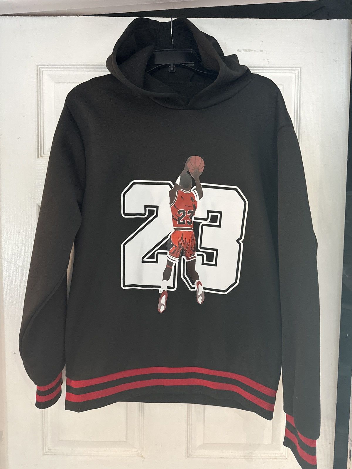 Jordan Brand Michael Jordan number 23 famous three-point shot Size US M / EU 48-50 / 2 - 1 Preview