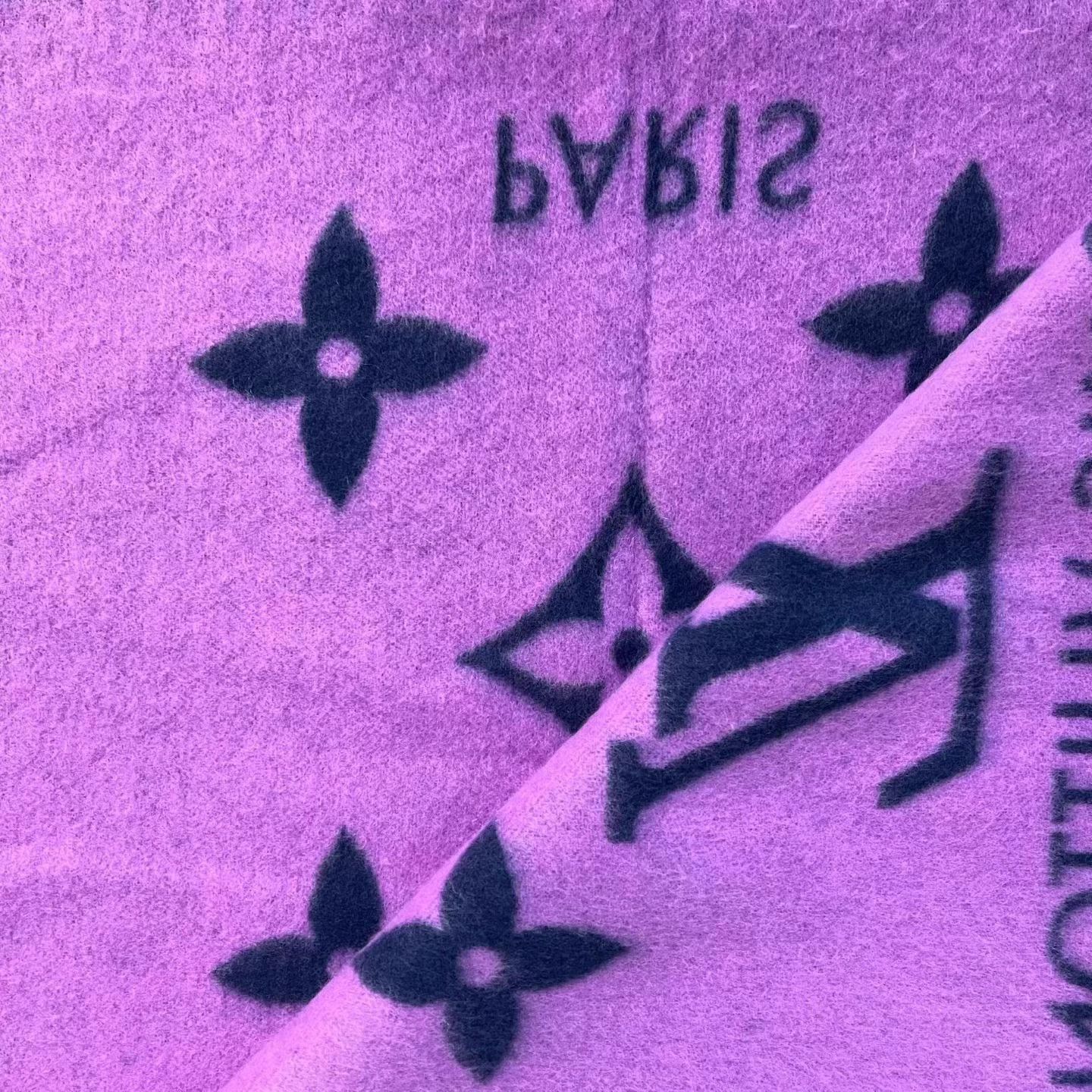 Louis Vuitton Louis Vuitton Pink-Purple Yarn Tassel Logo Jacquard Scarf Size ONE SIZE - 3 Thumbnail