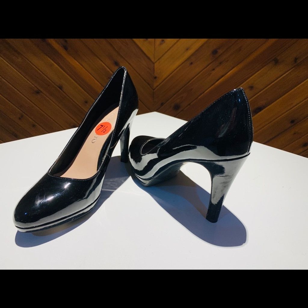 Franco Sarto 💰💰SALE💰💰 Franco Sarto black patent size 7.5 Size US 7.5 / IT 37.5 - 2 Thumbnail