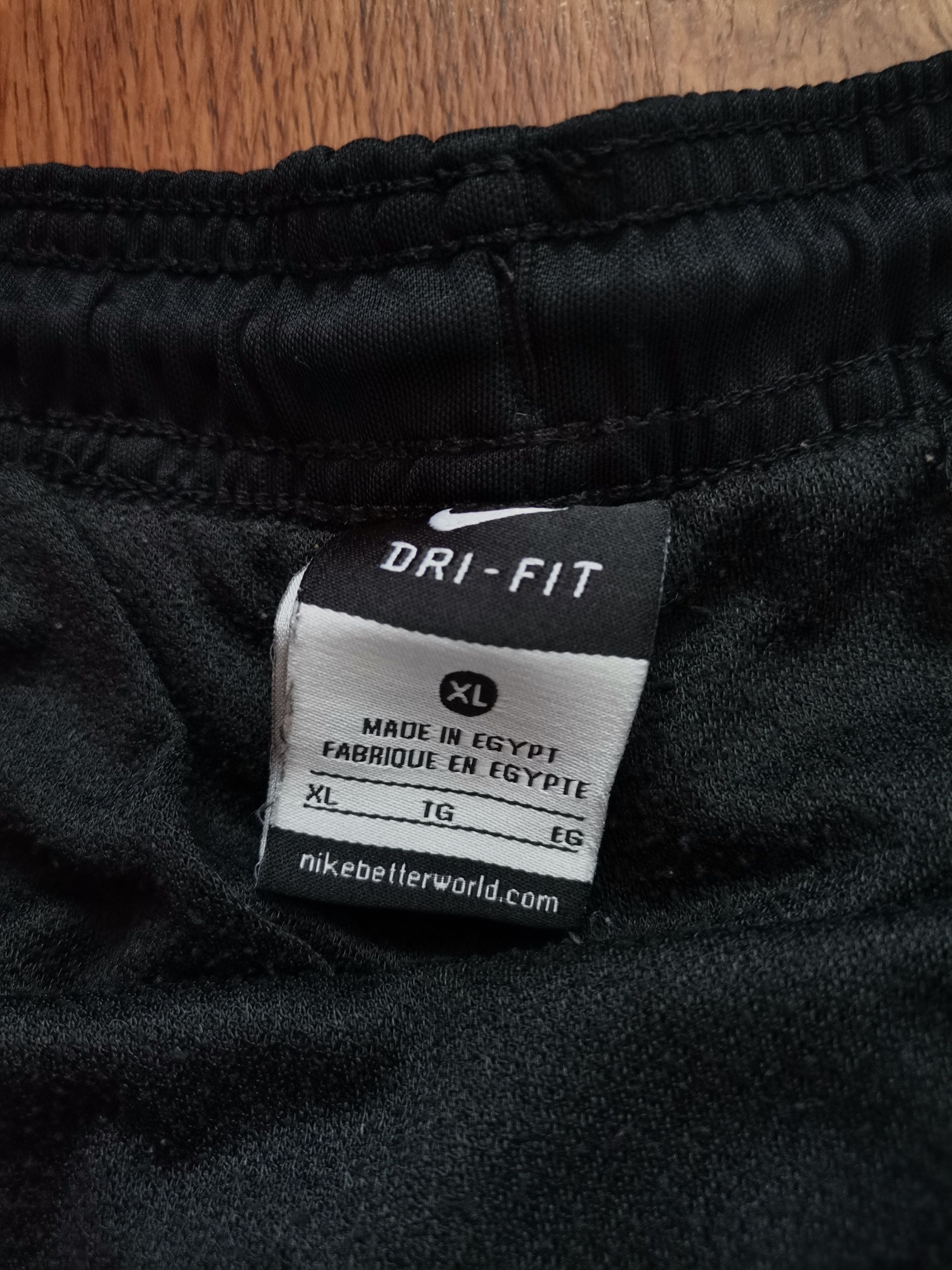 Nike Nike Shorts Size US 36 / EU 52 - 3 Thumbnail