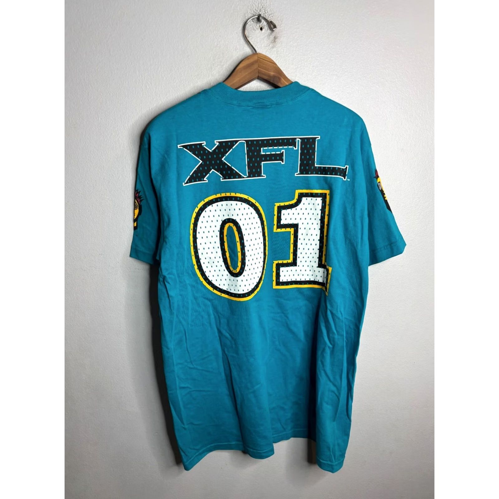 Champion VINTAGE XFL Memphis Maniax Football T-Shirt Large Green Teal 90s Mens Size US L / EU 52-54 / 3 - 4 Thumbnail