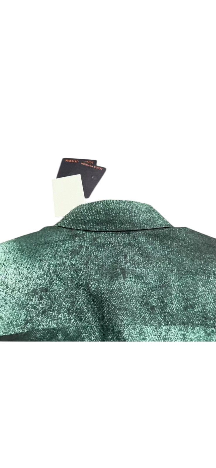 Louis Vuitton Louis Vuitton Gradient L Spray Paint Button Ups Dress Shirt Size US L / EU 52-54 / 3 - 3 Thumbnail