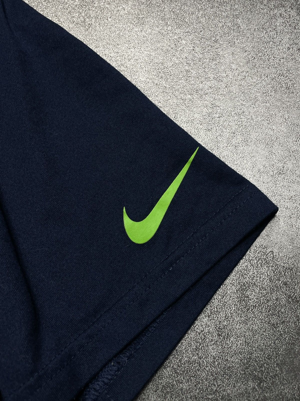 NFL 🔥Offers🔥Nike NFL Seattle Seahawks T-Shirt Swoosh Spellout Size US L / EU 52-54 / 3 - 4 Thumbnail