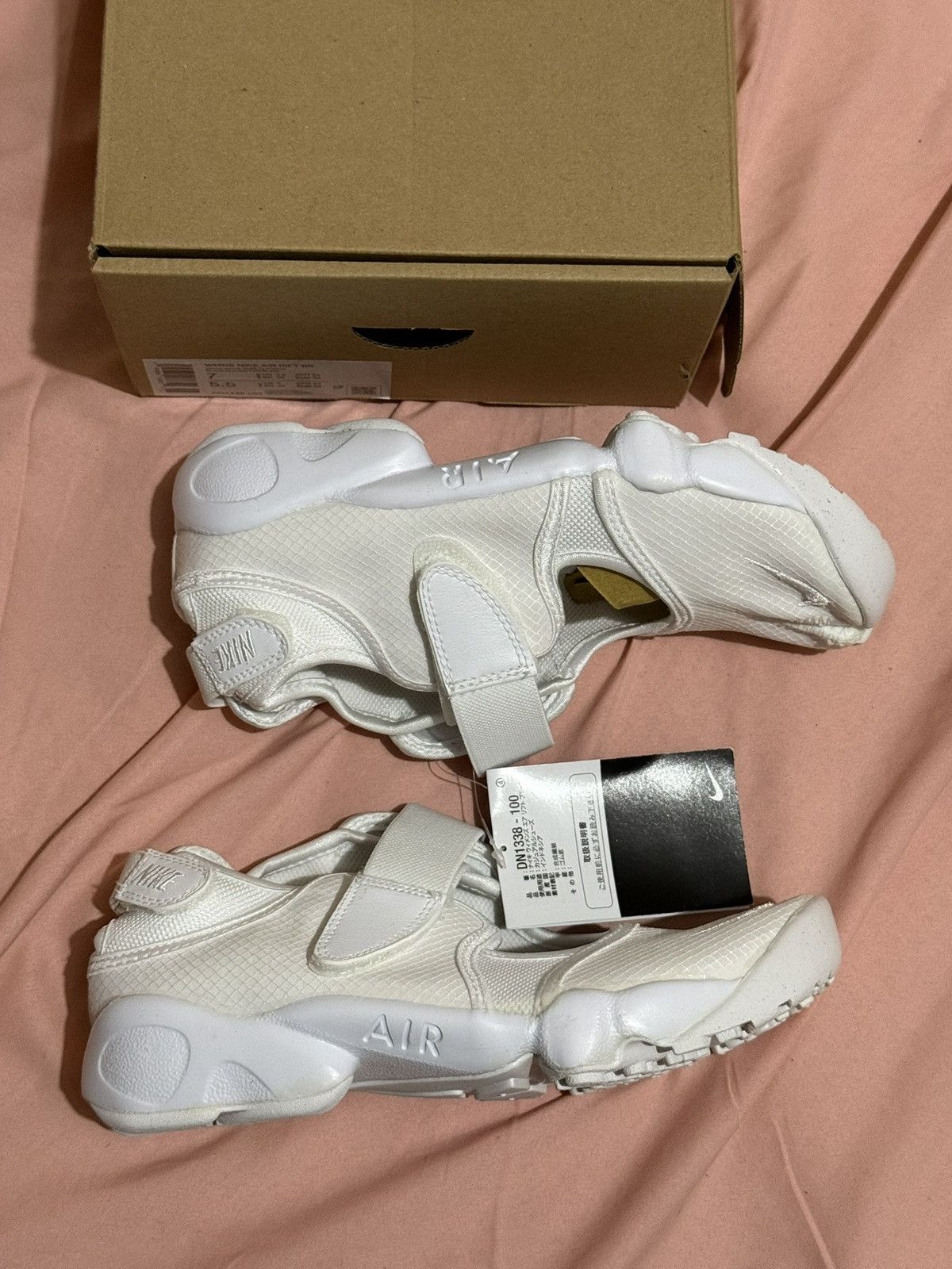 Nike Nike Air Rift Triple White Size US 7 / IT 37 - 1 Thumbnail