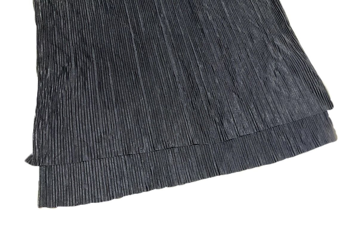 Issey Miyake × Japanese Brand × Pleats Please Issey Miyake 🔥Sick Japanese Pleats Pleated Shirt Issey Miyake Style Size US L / EU 52-54 / 3 - 4 Thumbnail