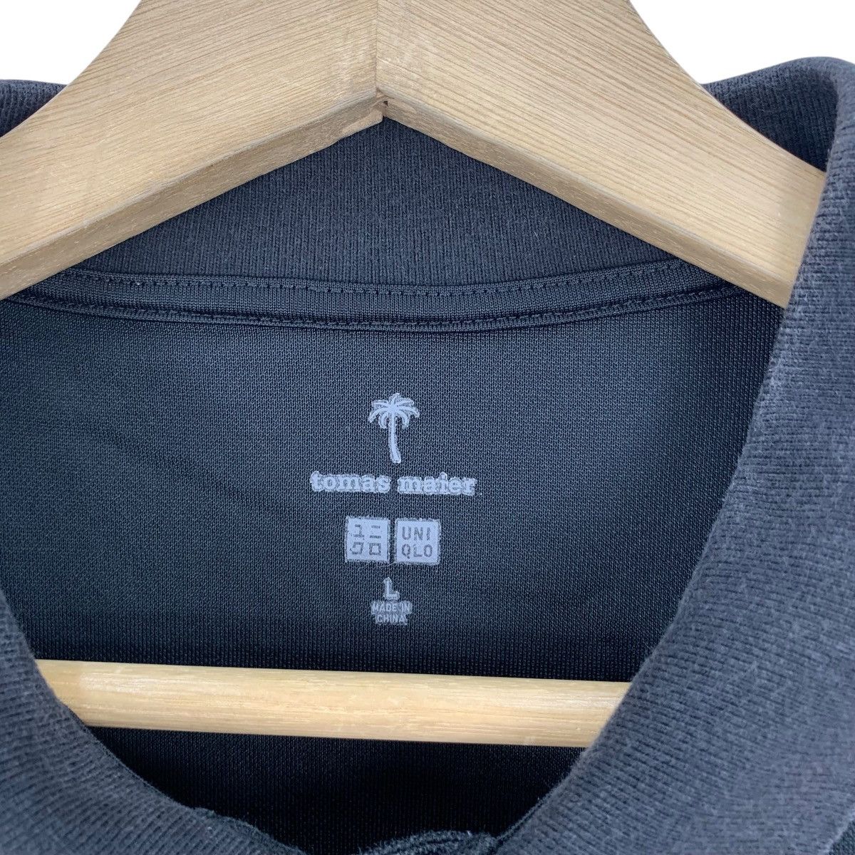 Uniqlo TOMAS MAIER x UNIQLO Collection Minimalist Polo Tee Shirt Size US L / EU 52-54 / 3 - 6 Thumbnail