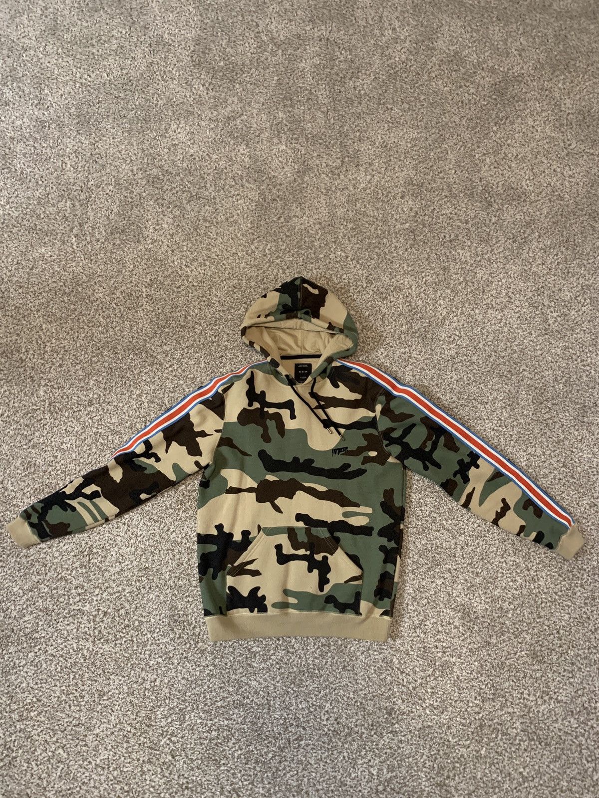 10 deep camo hoodie hotsell