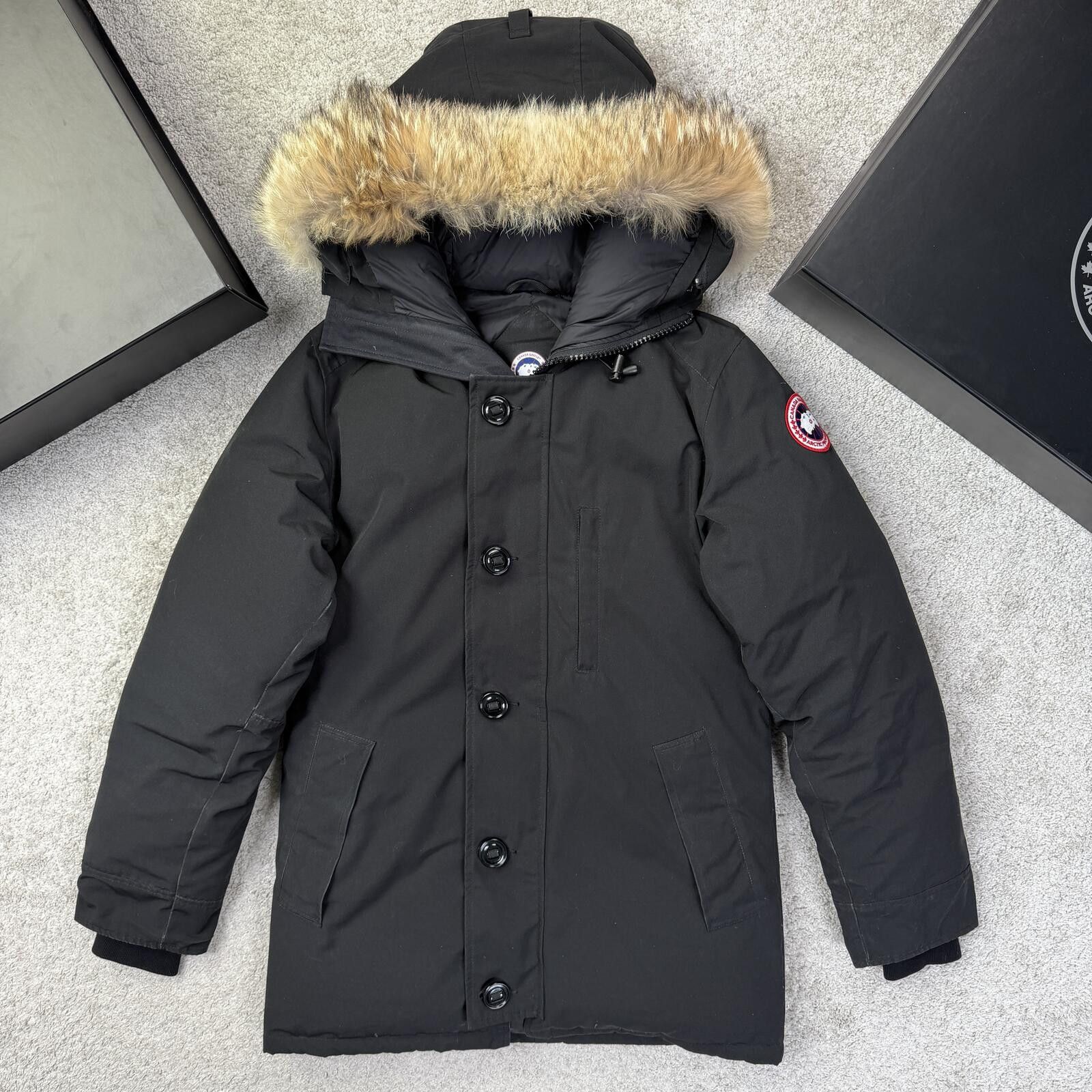 Canada Goose Canada Goose Chateau Size S Size US S / EU 44-46 / 1 - 1 Thumbnail